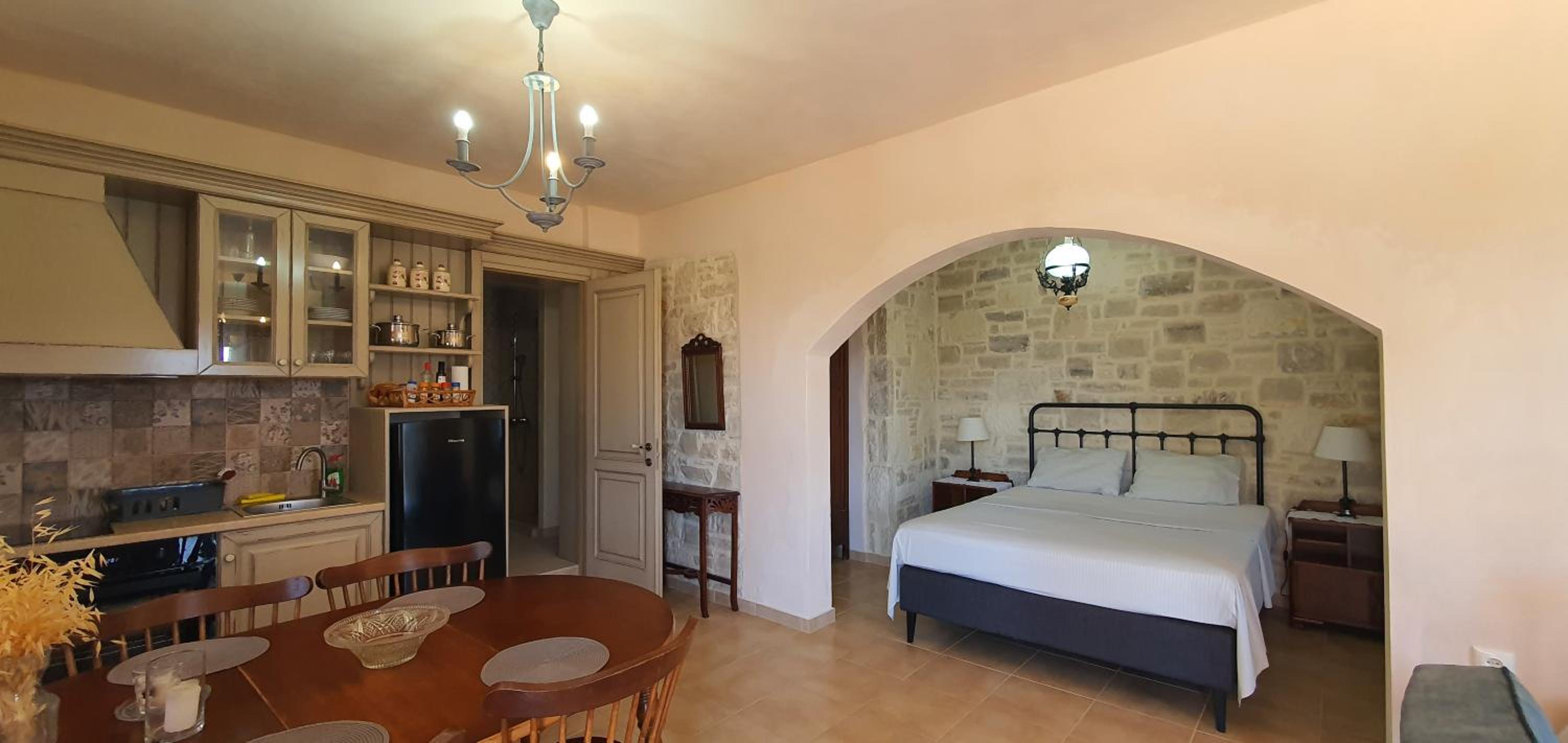 Aelia Apartment III