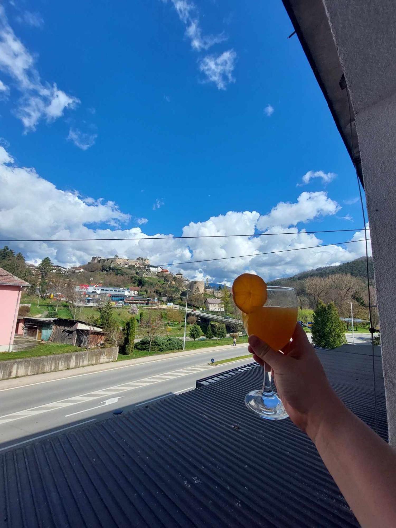 APARTMAN ADI
