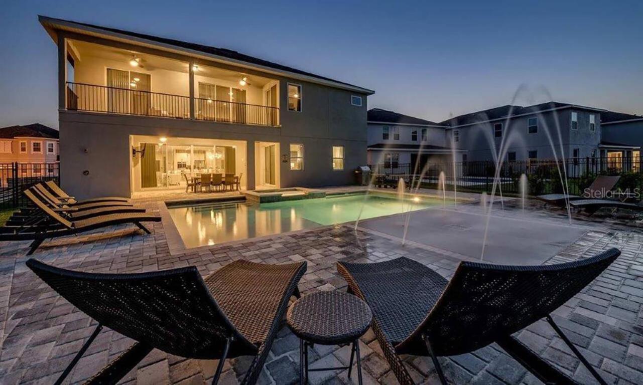 Encore Resort 11 Bedroom Home with Pool 2117