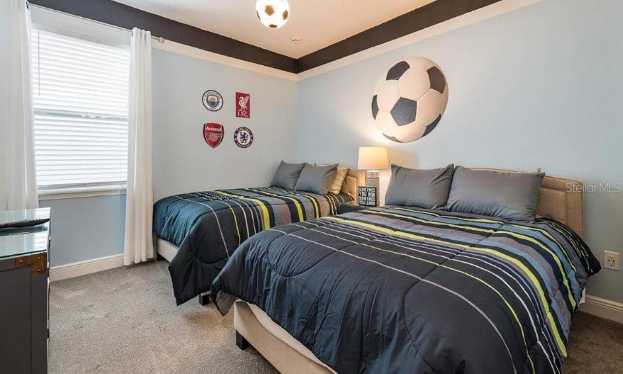 Encore Resort 11 Bedroom Home with Pool 2117