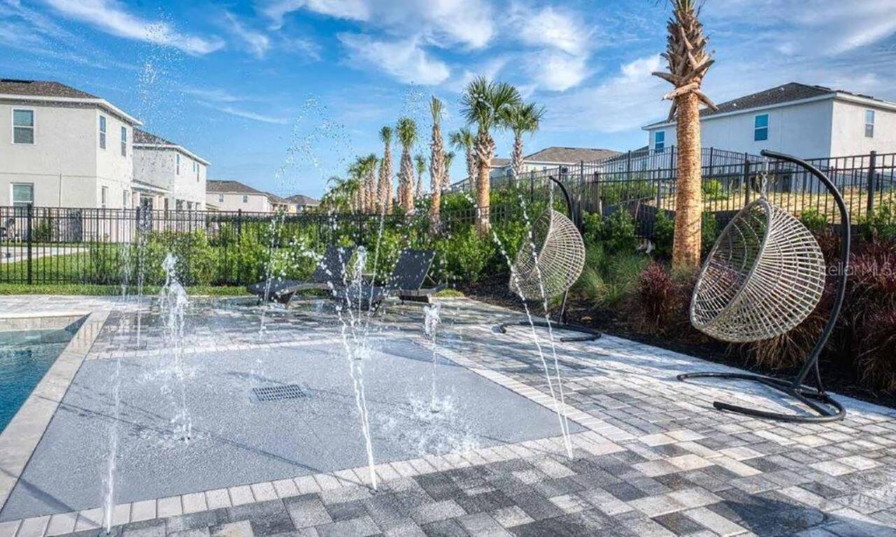 Encore Resort 11 Bedroom Home with Pool 2117