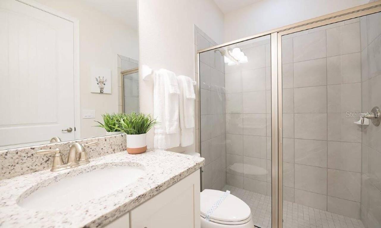 Encore Resort 11 Bedroom Home with Pool 2117