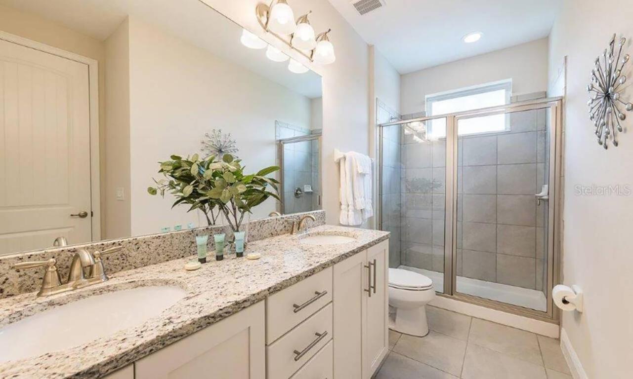 Encore Resort 11 Bedroom Home with Pool 2117