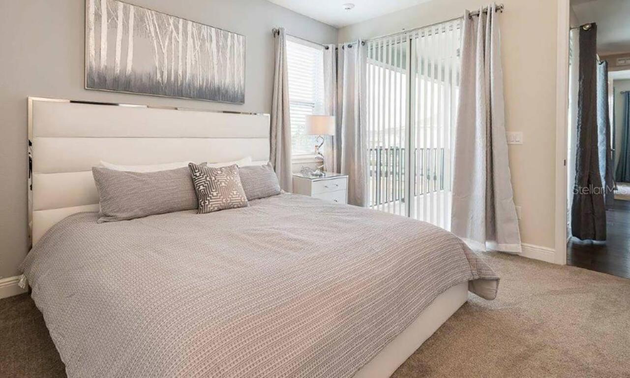 Encore Resort 11 Bedroom Home with Pool 2117