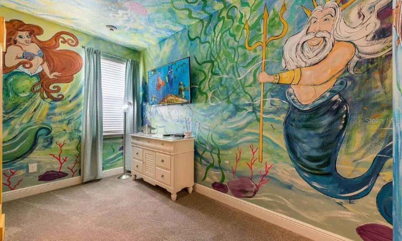 Encore Resort 11 Bedroom Home with Pool 2117