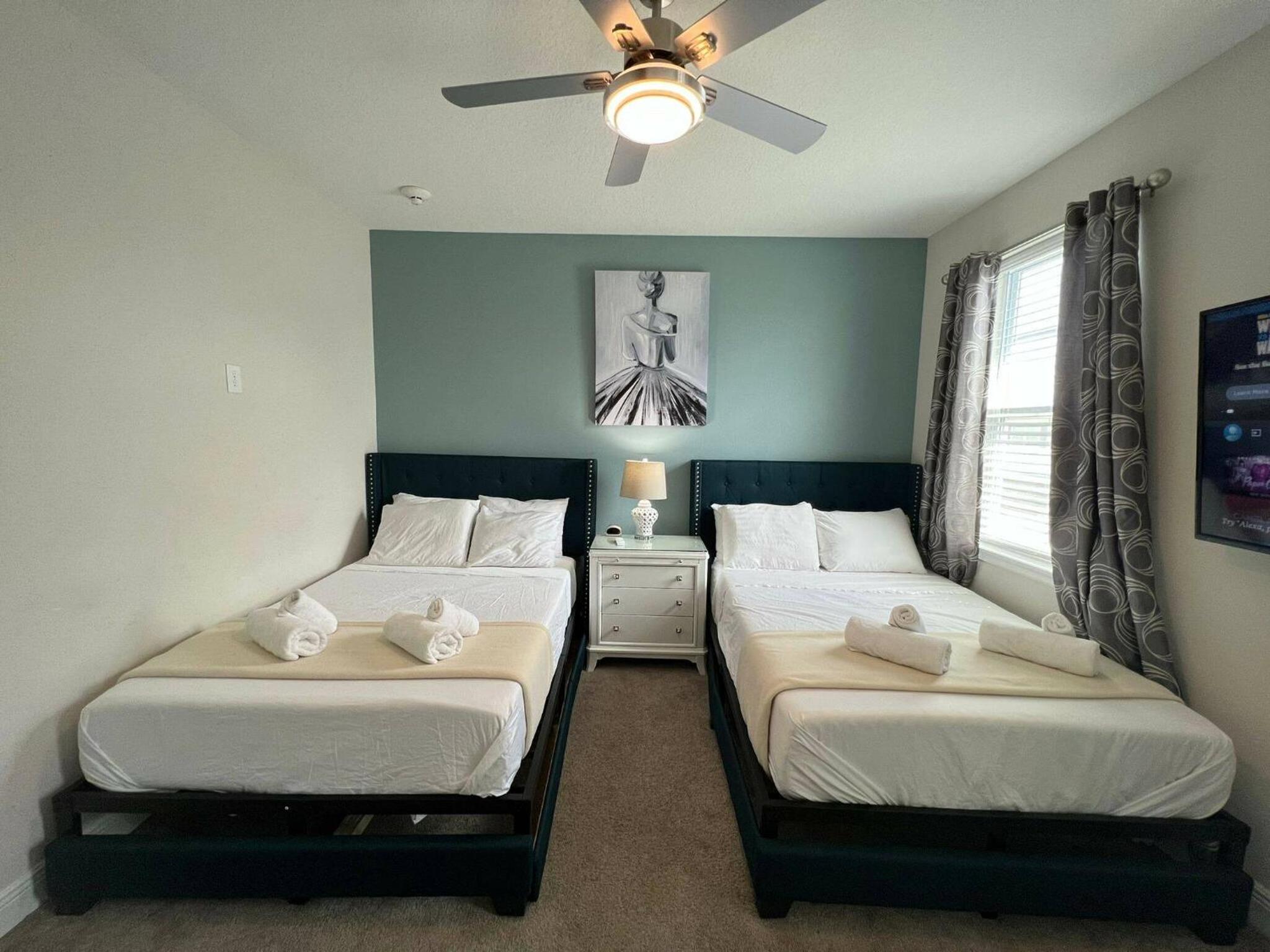 Encore Resort 11 Bedroom Home with Pool 2117