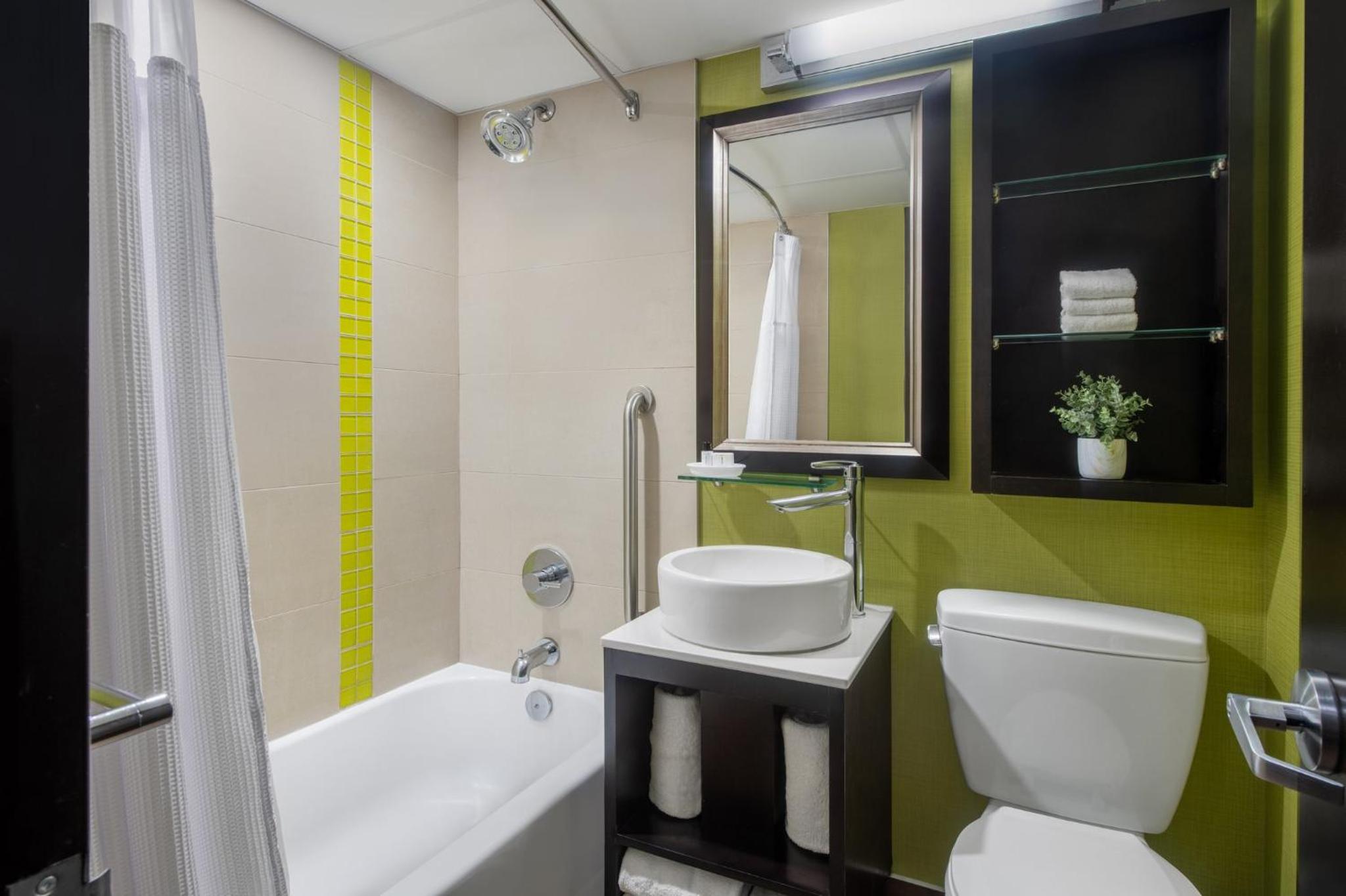 Kitchener Vacations - Crowne Plaza Kitchener-Waterloo, an IHG Hotel - Property Image 99