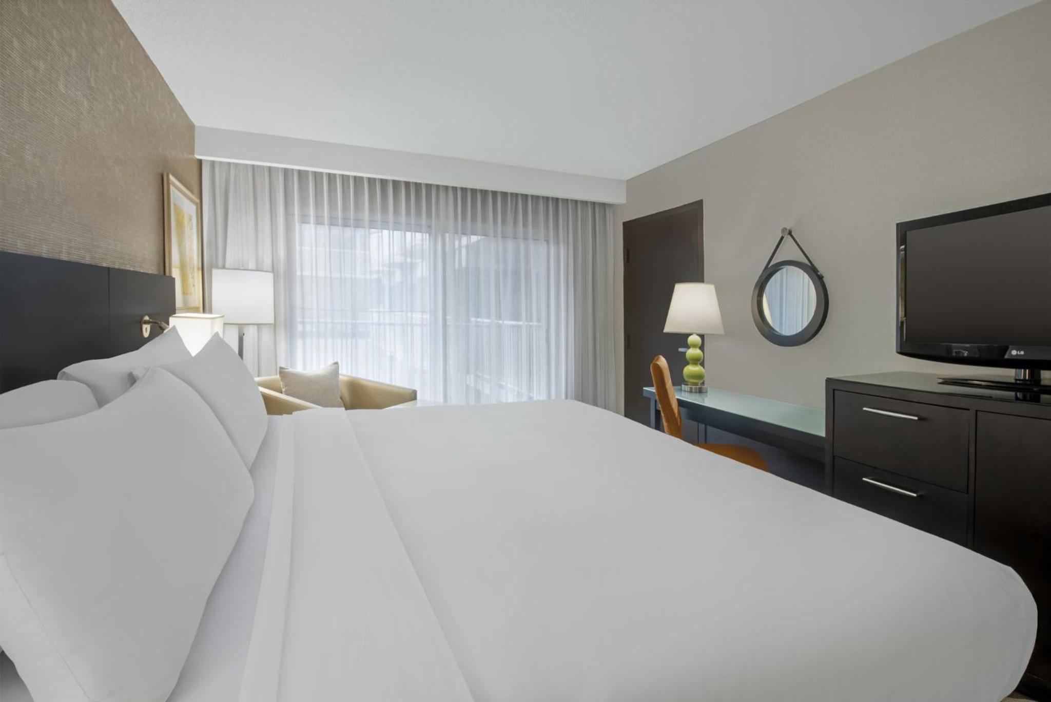 Kitchener Vacations - Crowne Plaza Kitchener-Waterloo, an IHG Hotel - Property Image 35