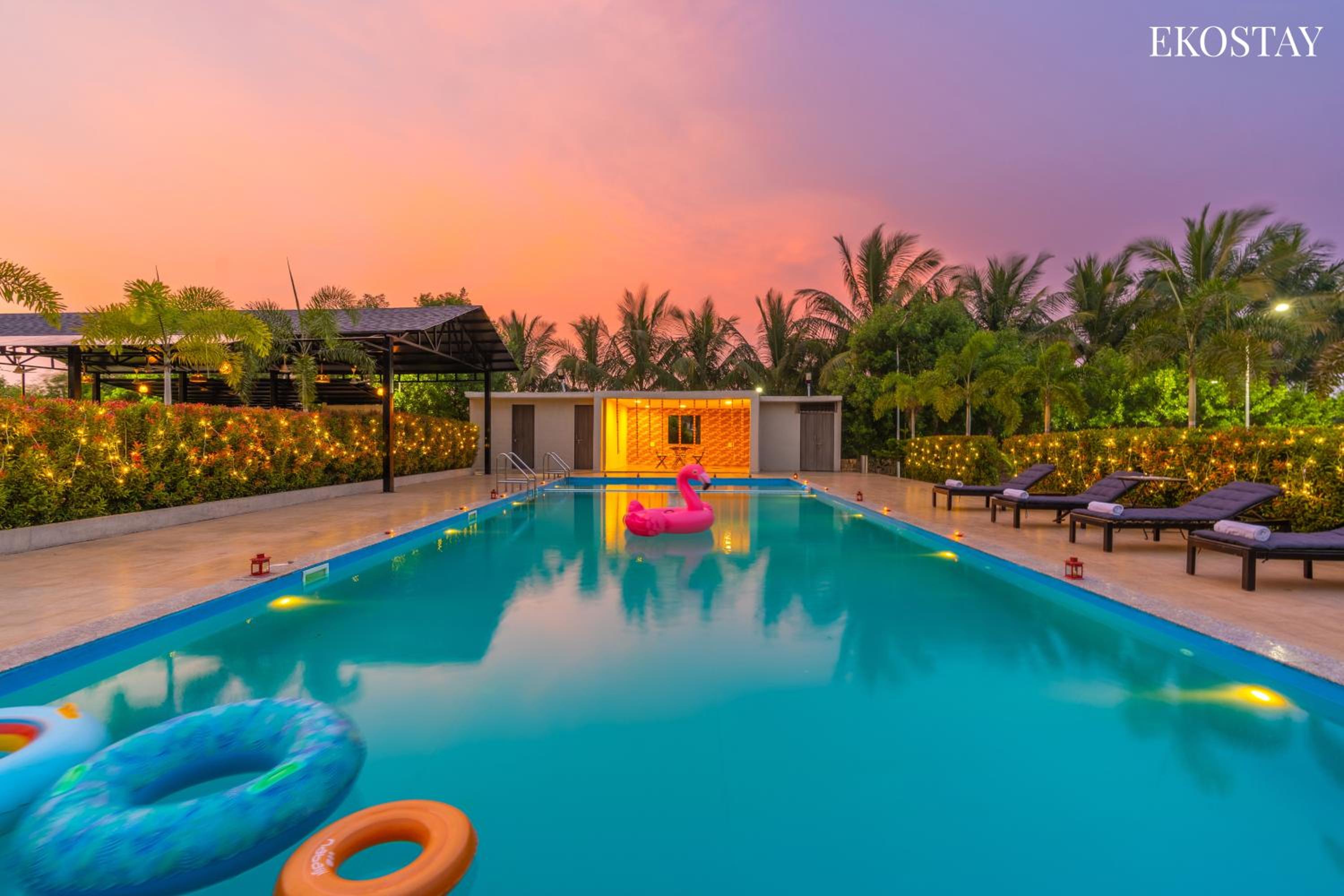 EKOSTAY Luxe - Woodstock Villa I 2 Acre Property I Cricket Turf I Party Friendly view 2