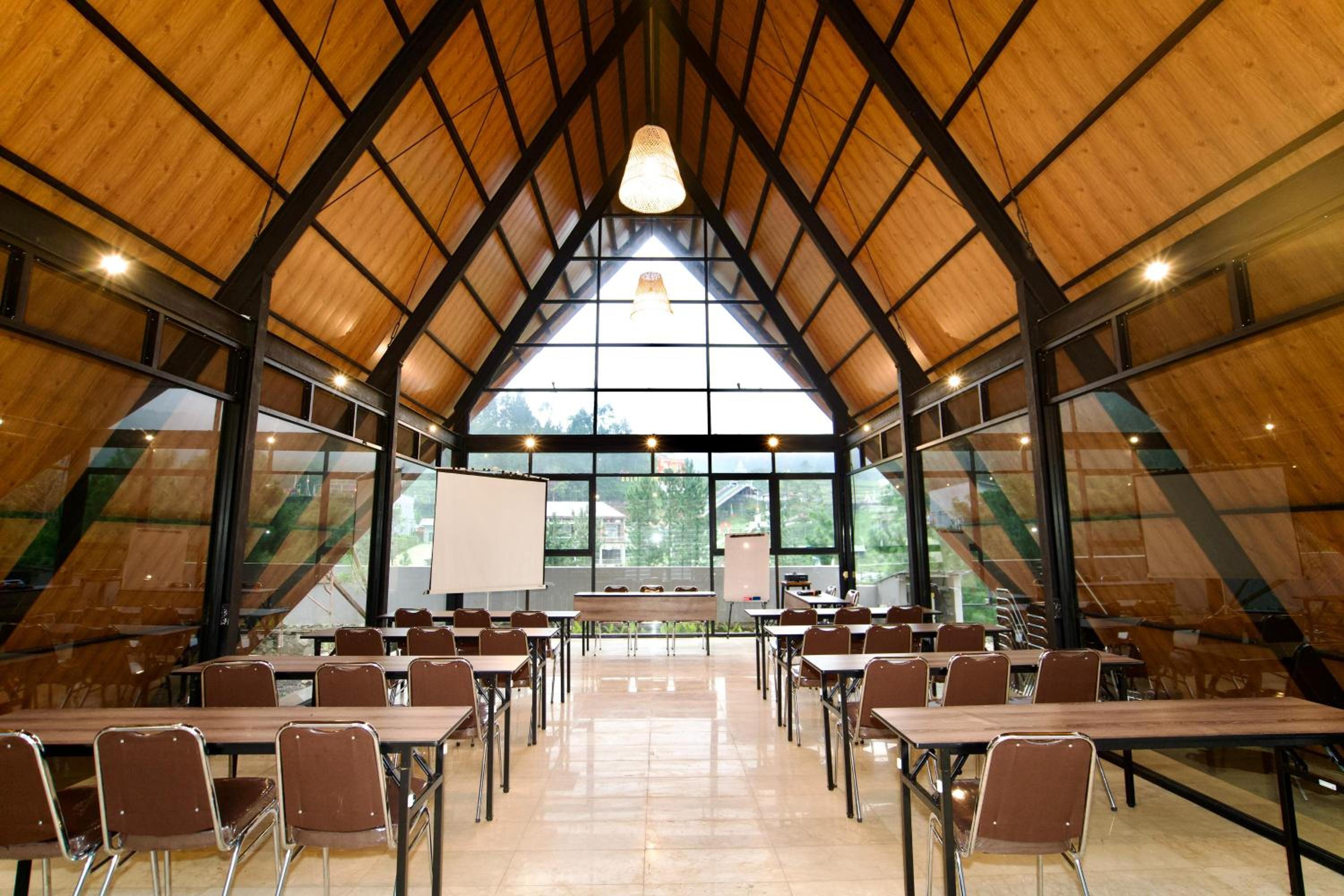 Gulala Azana Hotel & Resort Guci Tegal, Tegal - 22