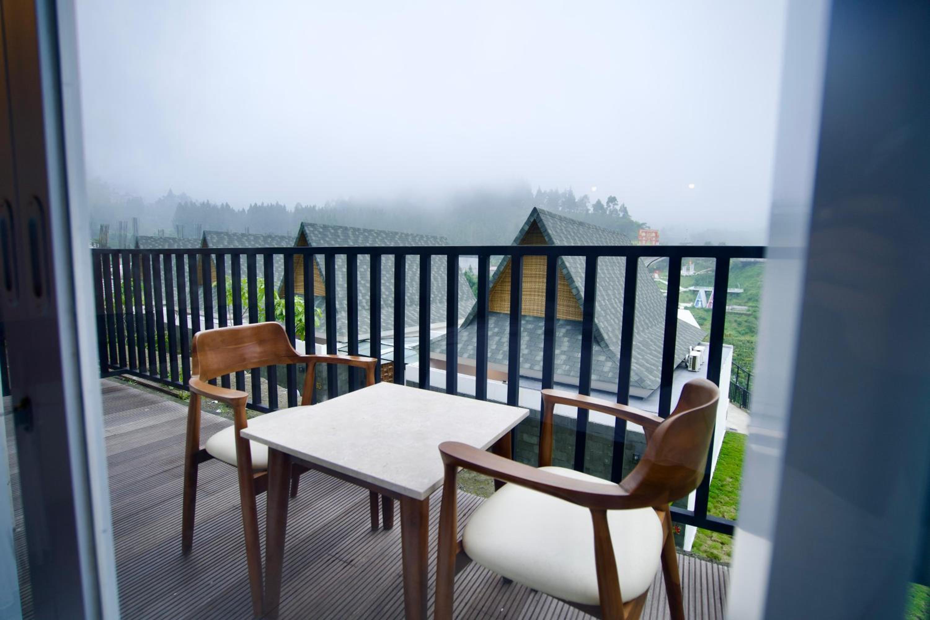 Gulala Azana Hotel & Resort Guci Tegal