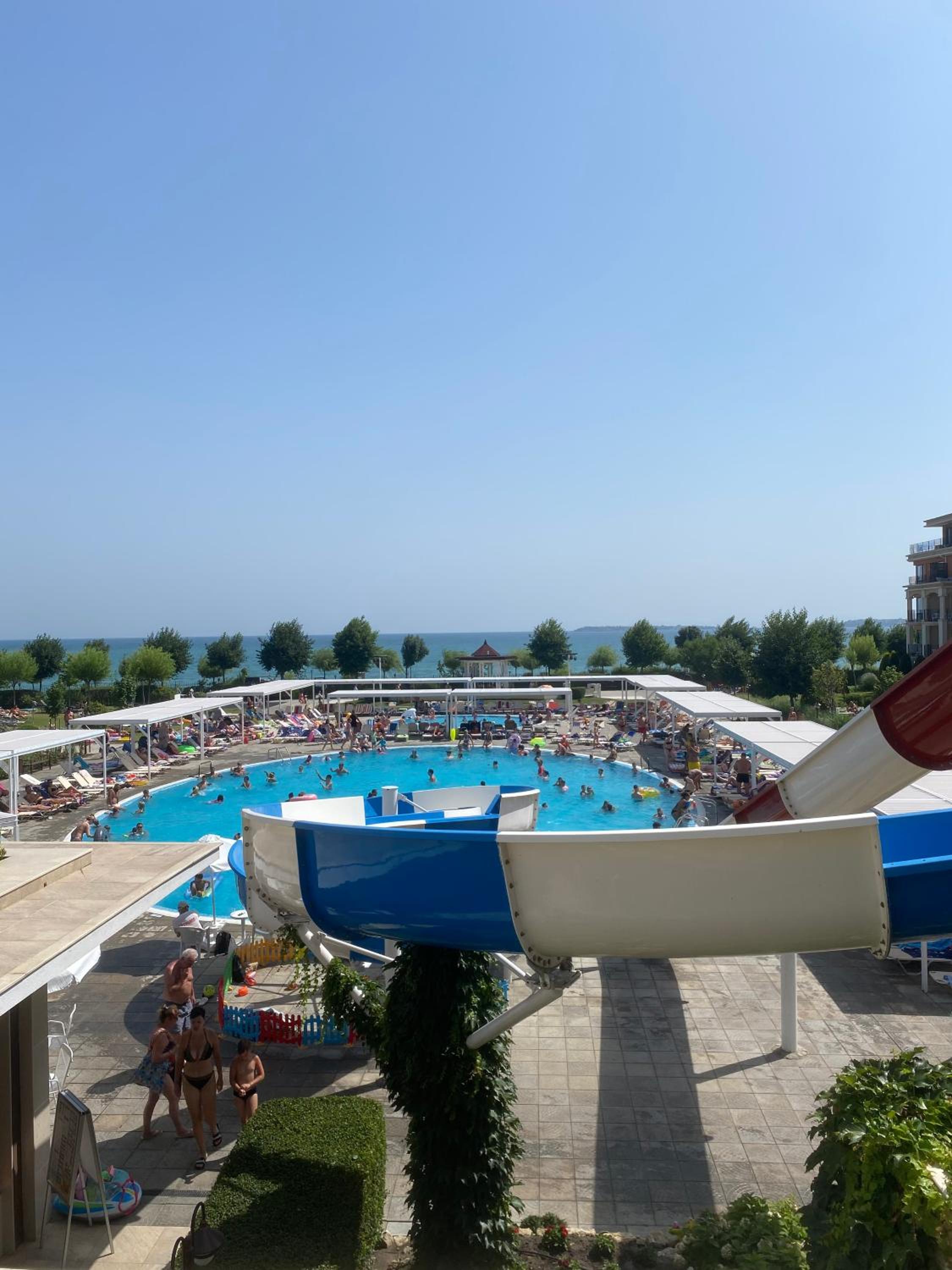 SEA VIEW Apartment on the Sunny Beach
