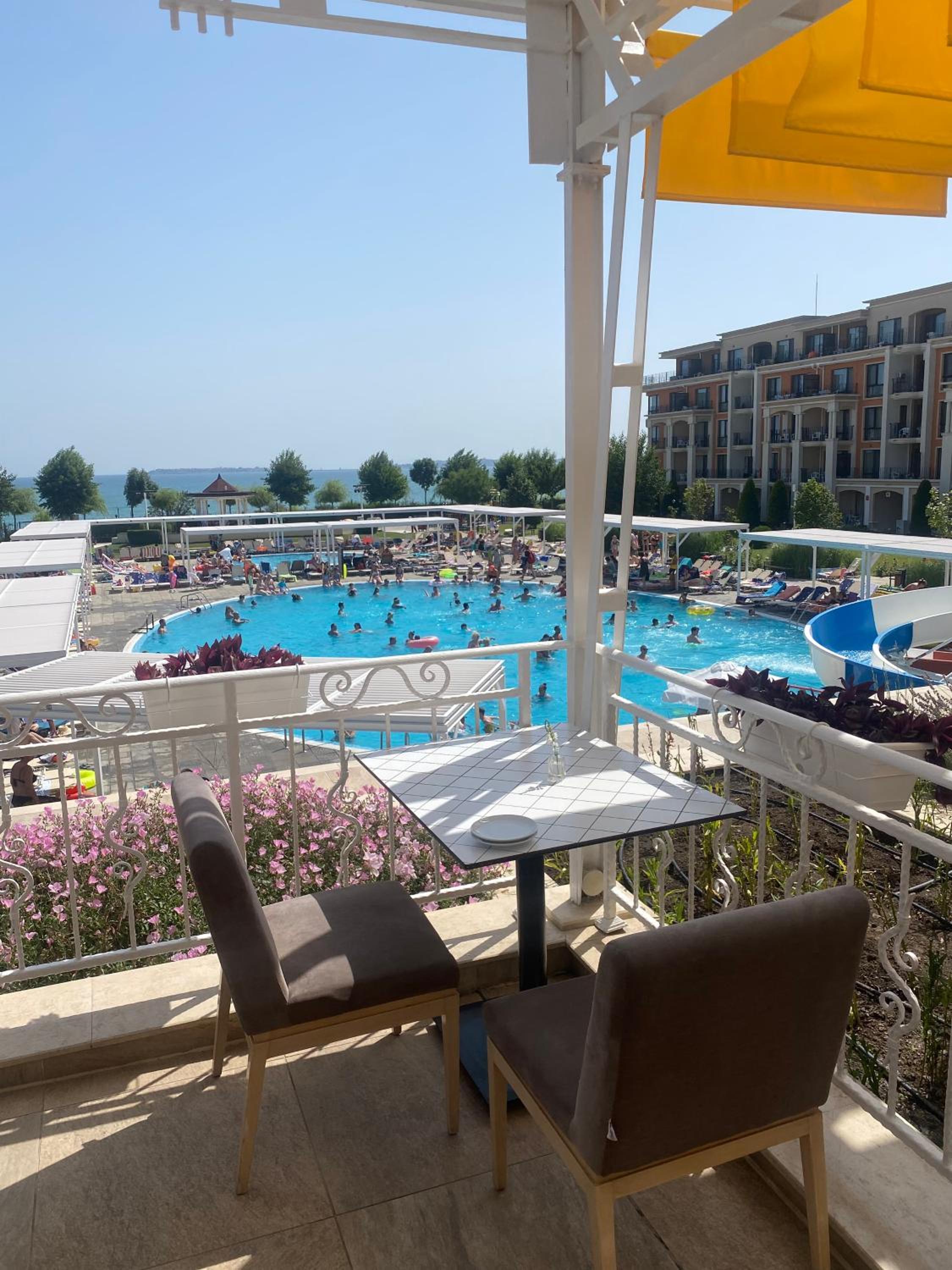 SEA VIEW Apartment on the Sunny Beach