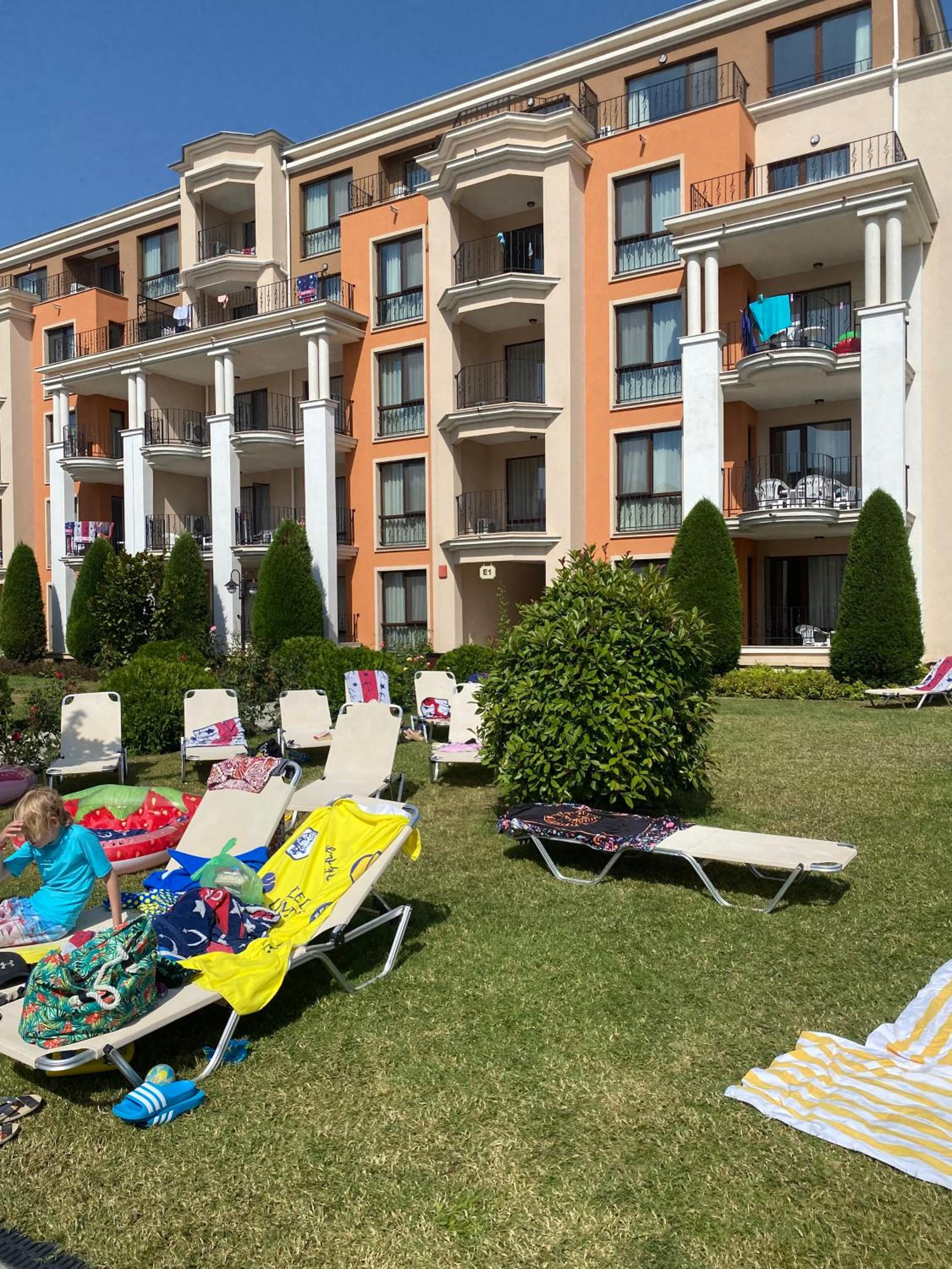 SEA VIEW Apartment on the Sunny Beach