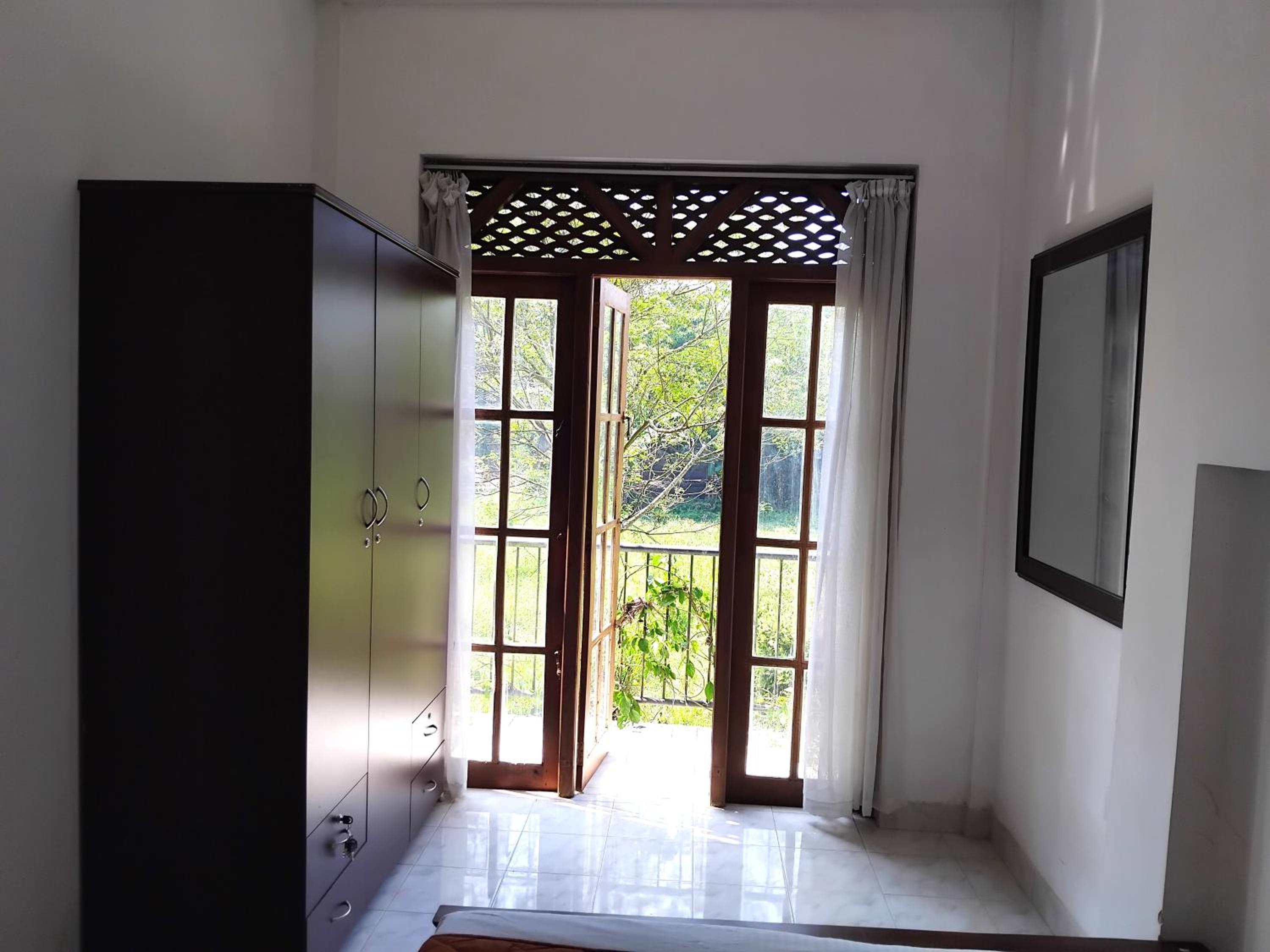 Kandy Wellington Home