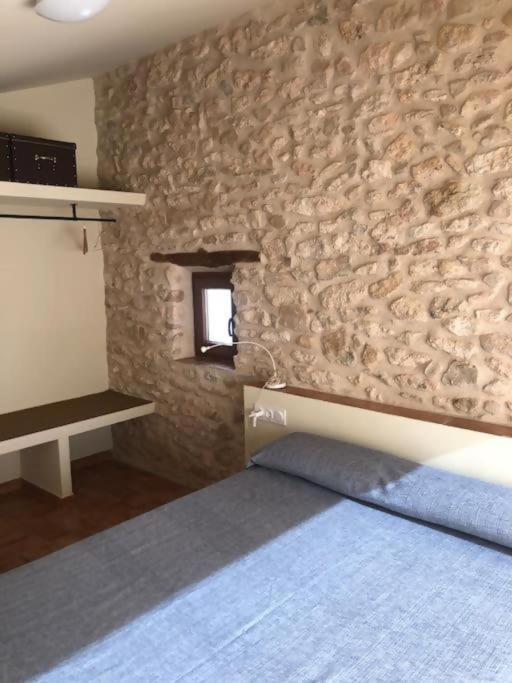 Casita rural entre olivos