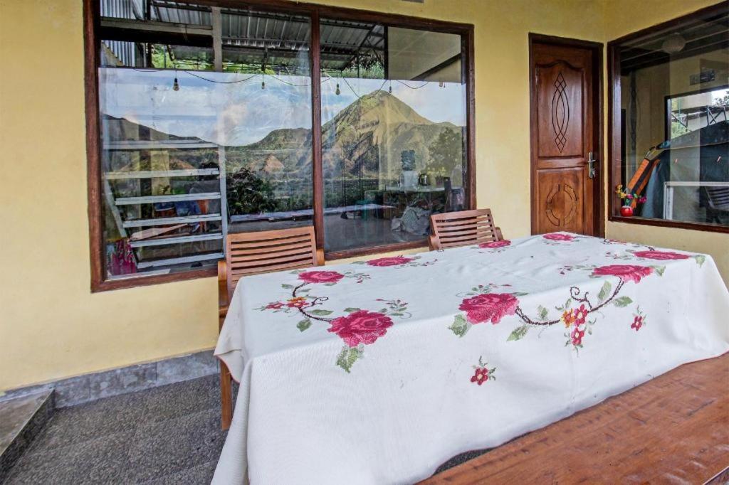 OYO 91744 Hotel Gemilang