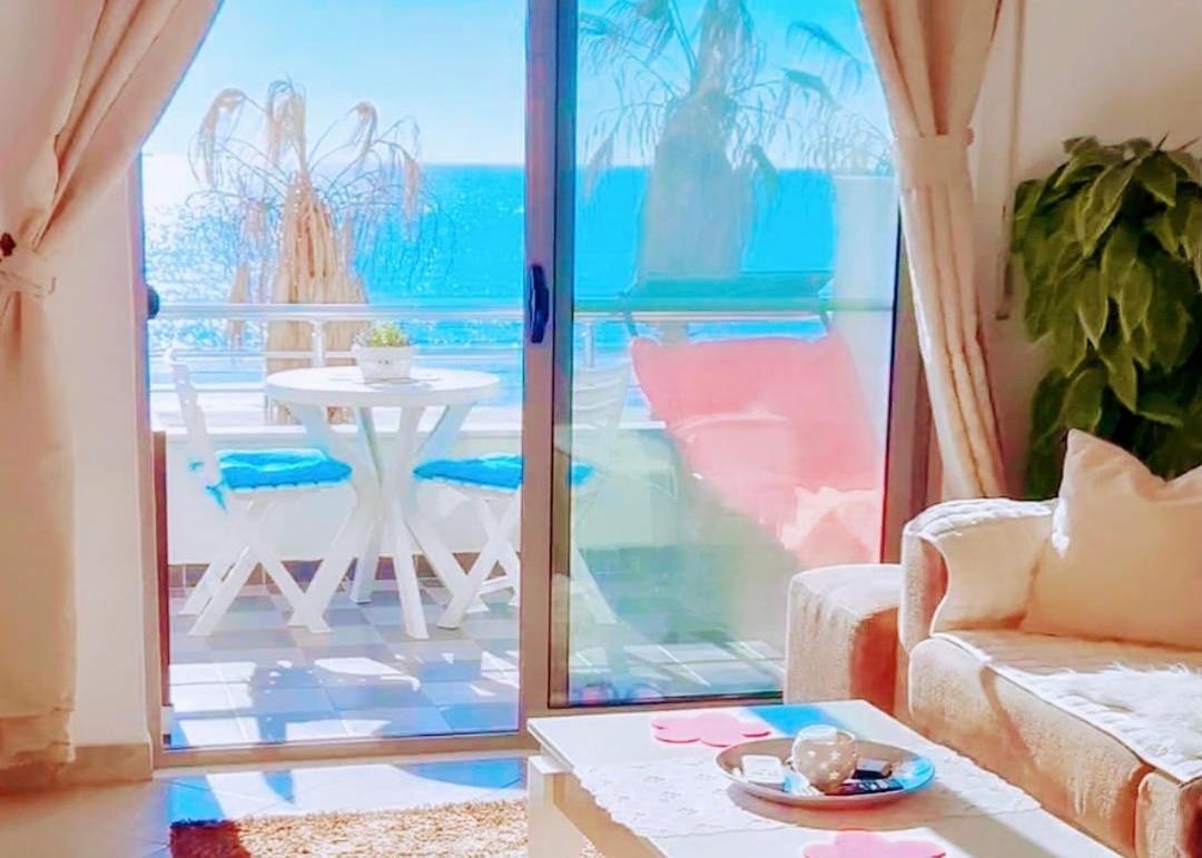 Durres Strand direkt am Meer