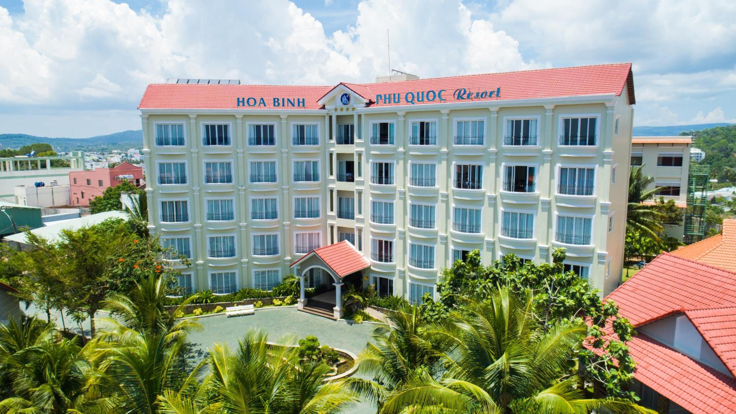 Hoa Binh PQ Resort - by BAY LUXURY view 2