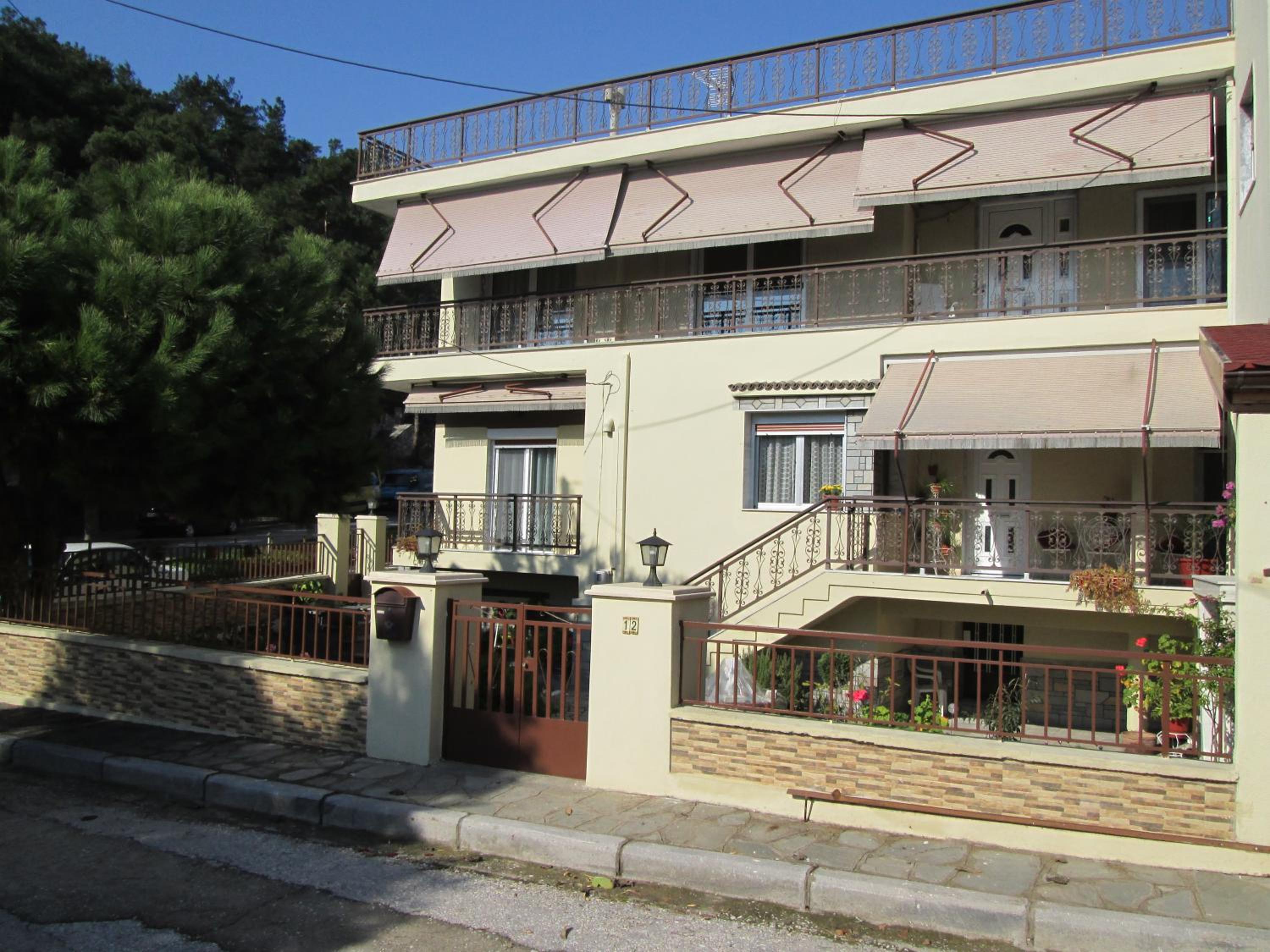 Photo 37