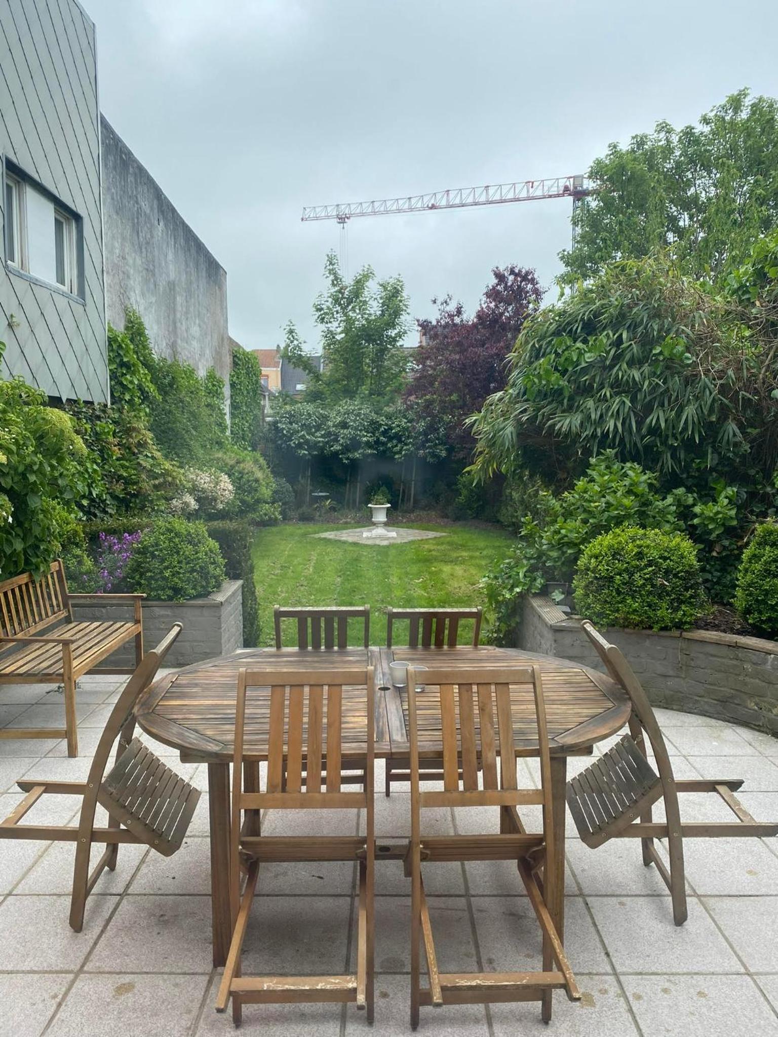 Ruim herenhuis met grote tuin op 5min van zee - 6p