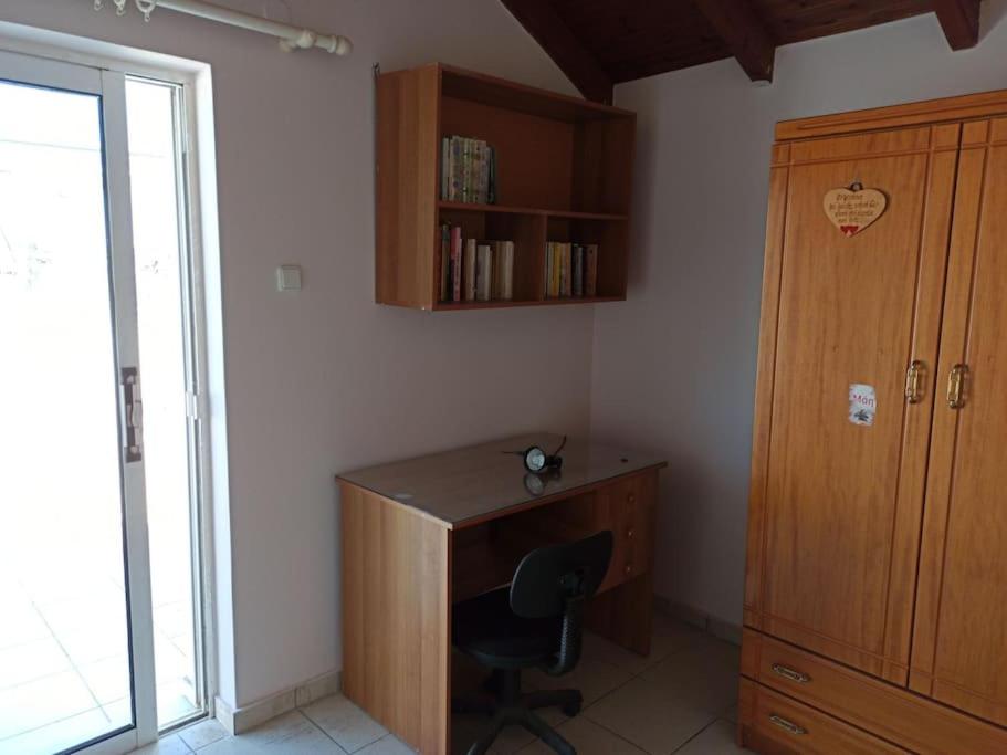 Relaxing home at Kiato view 4
