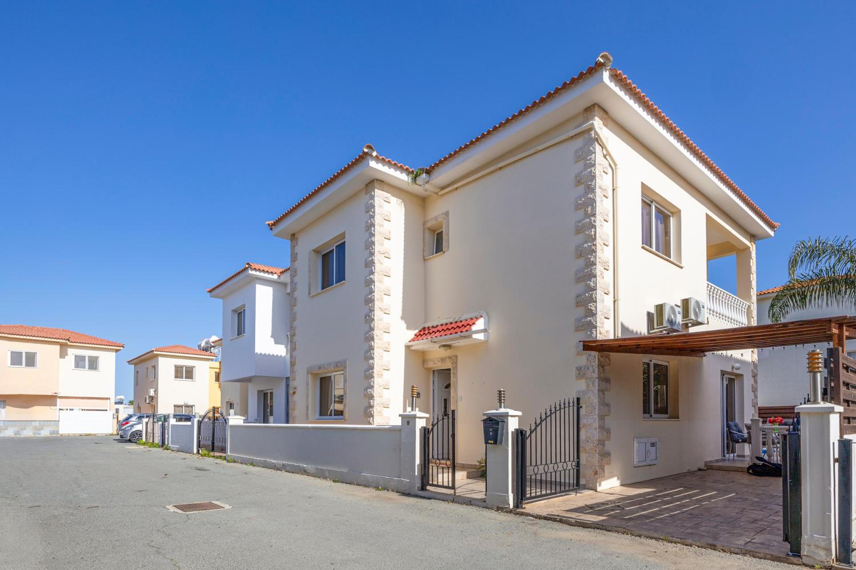 Argiro Bright villa