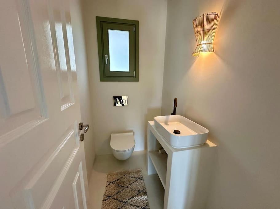 Bougainvillea House Antiparos - Private Pool Villa view 4