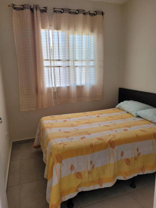 Casa Praia Guaratuba, piscina 2 quadras da praia