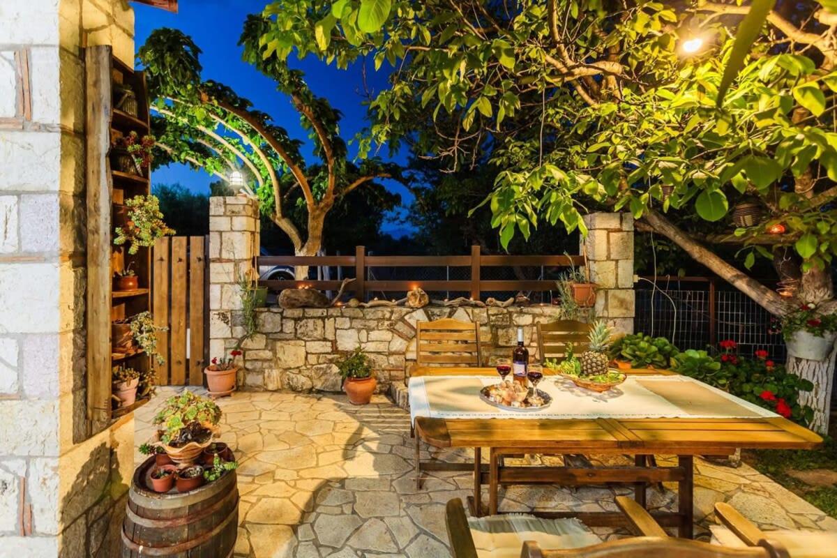 Petalidi Stone House with garden near the beach view 4