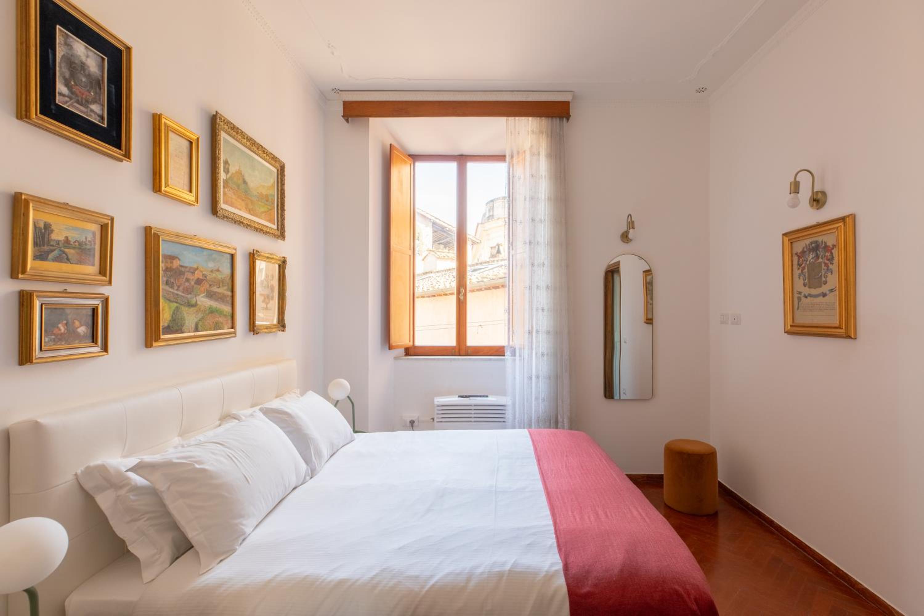 iFlat Elegant 3 bedroom apt near the Pantheon