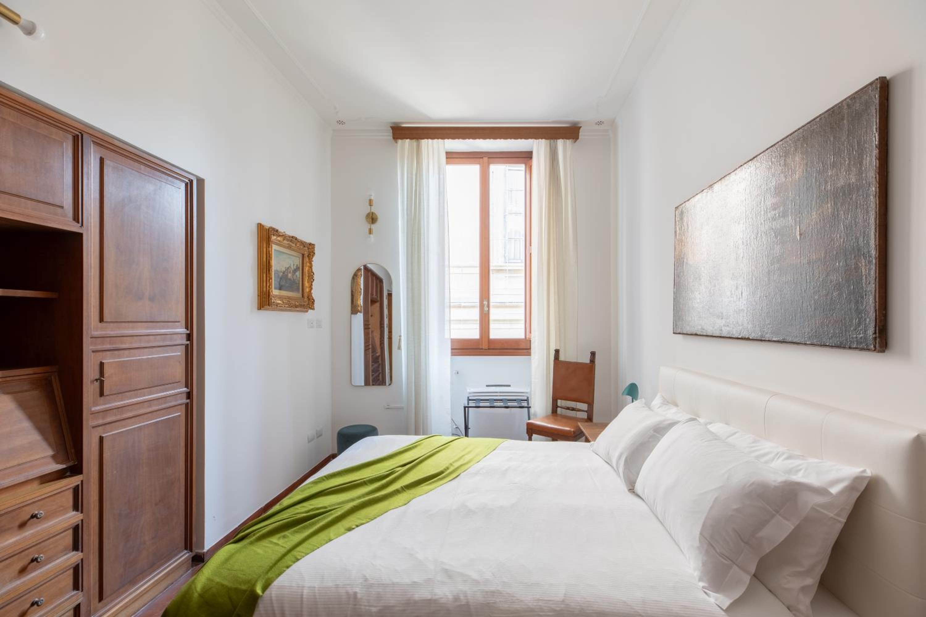 iFlat Elegant 3 bedroom apt near the Pantheon