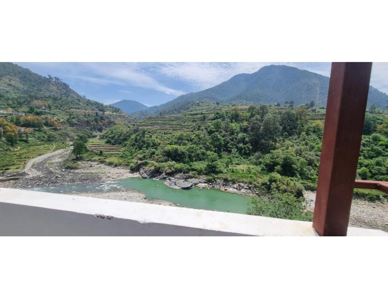 Hotel Pinak Residency, Devidhar, Gangotri Road view 3