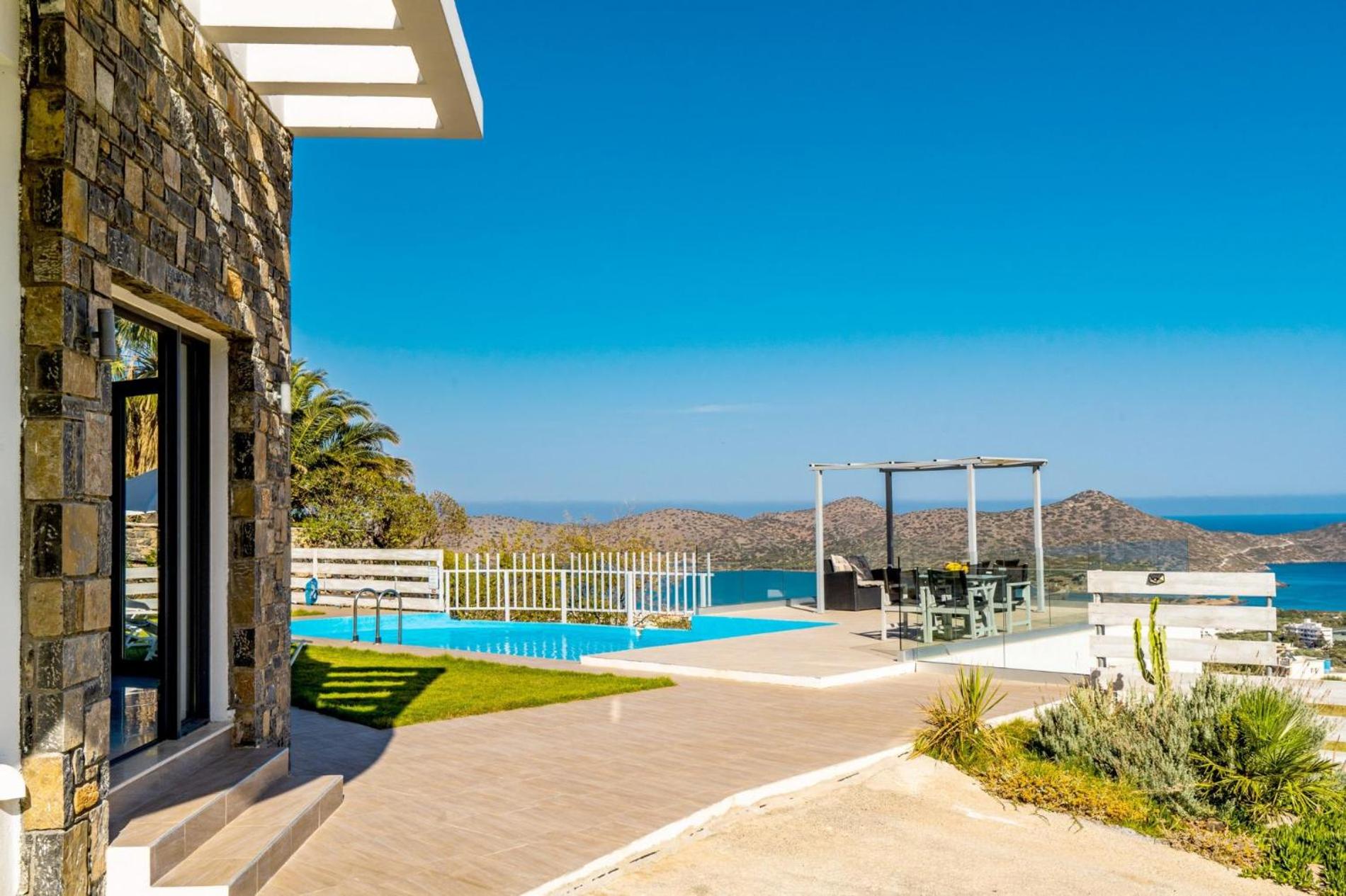 Joy of the Sea villa