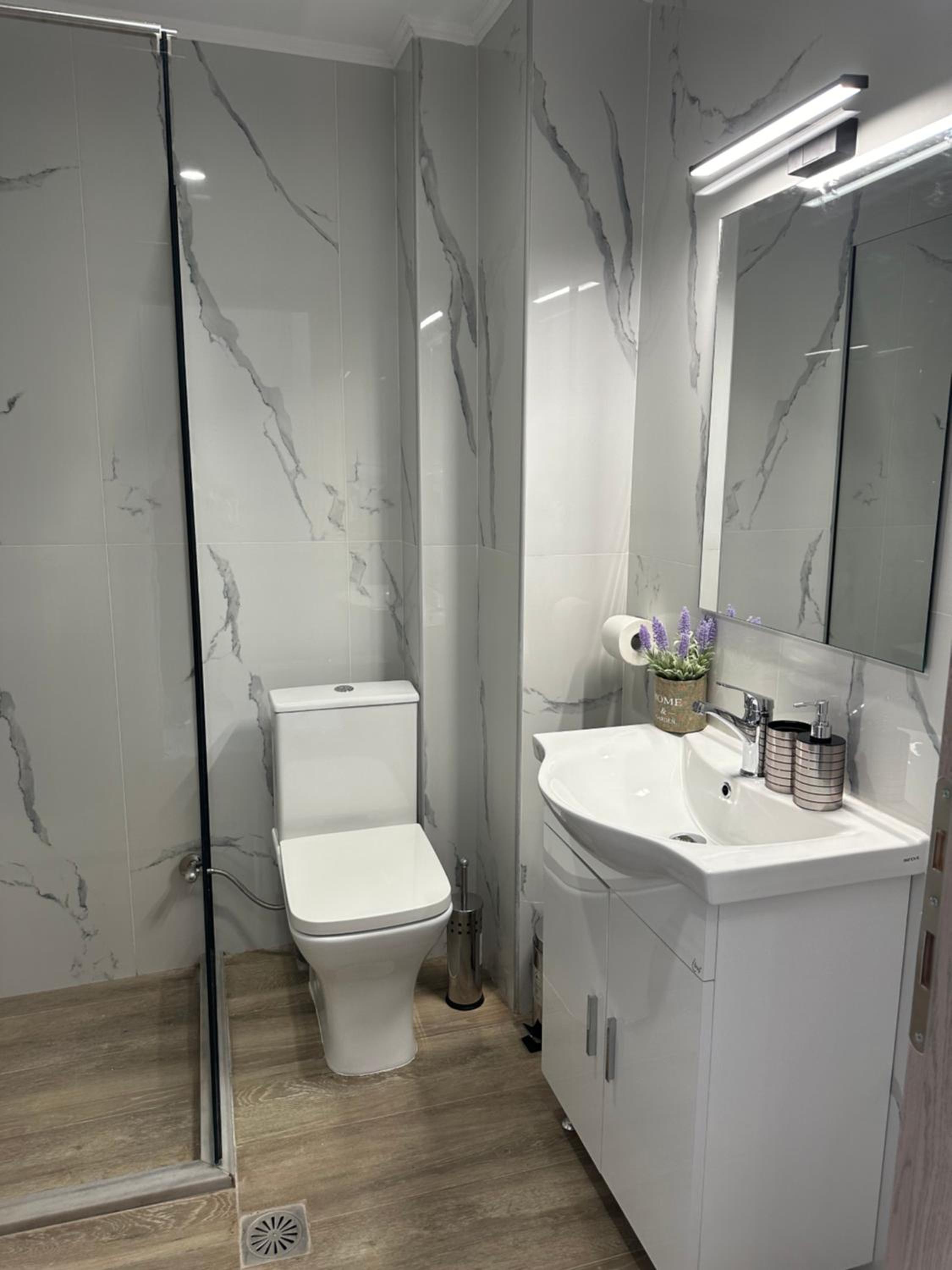 anastasia luxury apartments