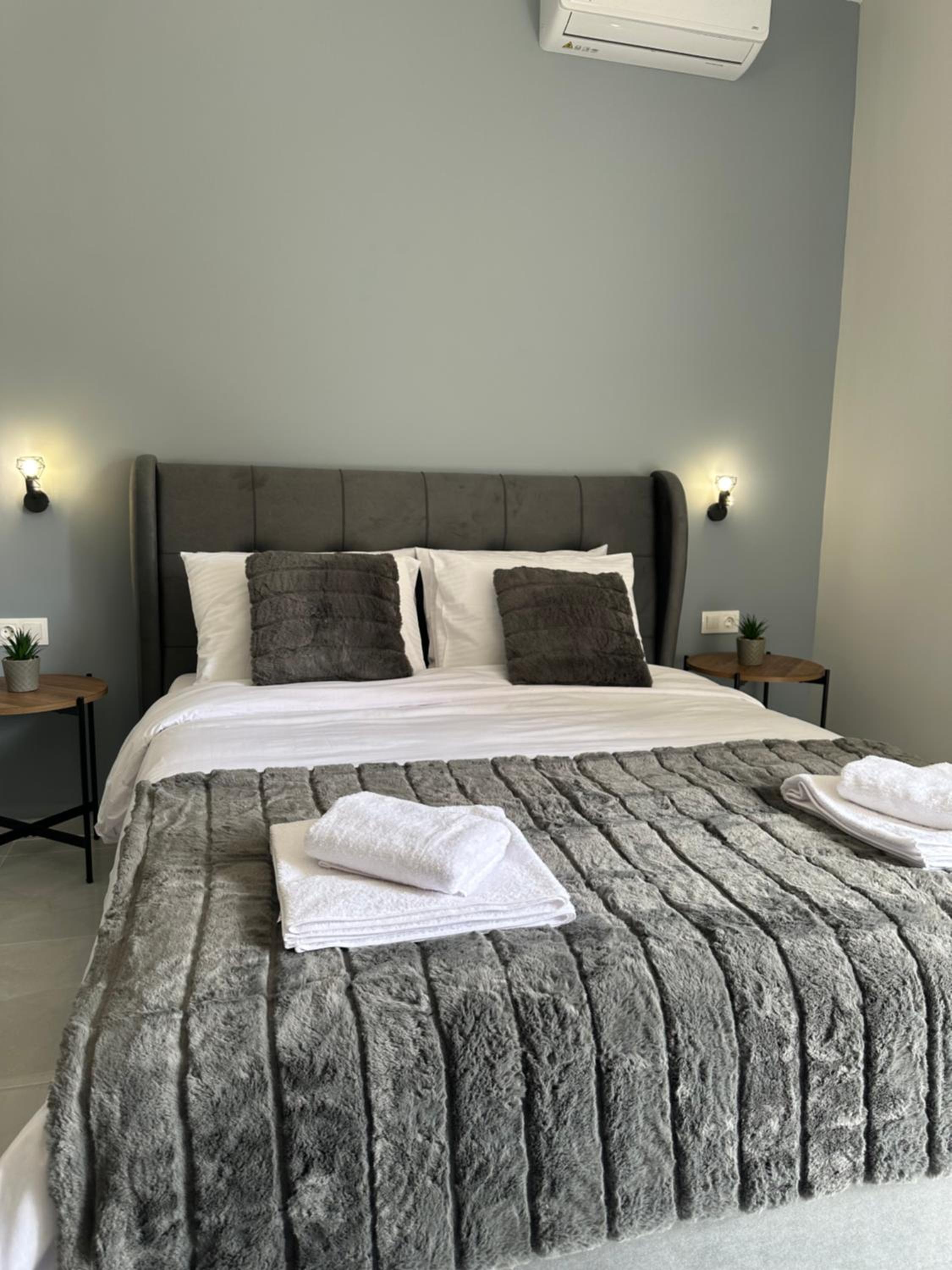 anastasia luxury apartments