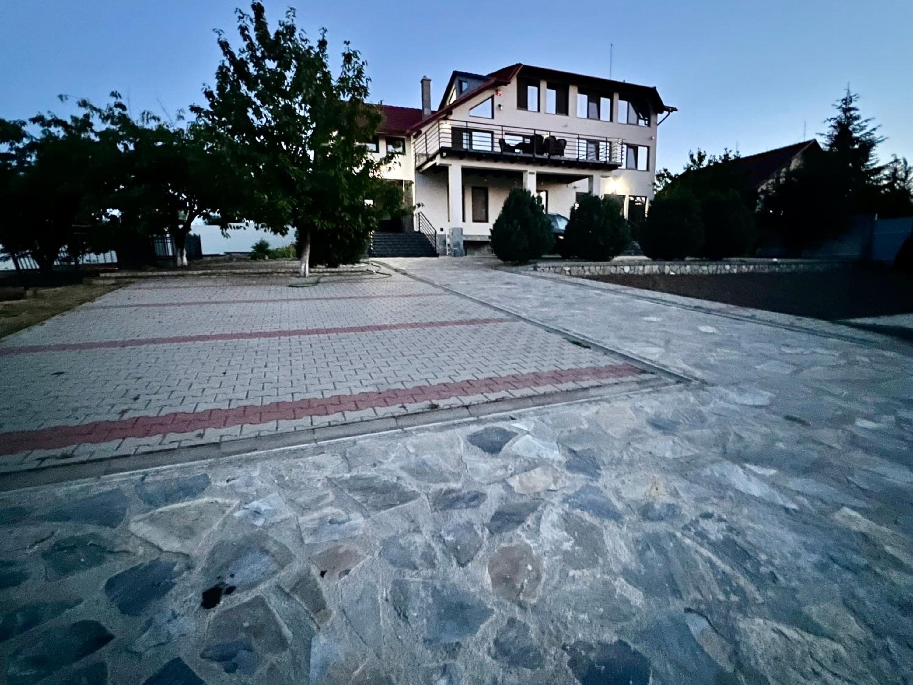 Diplomat Villa