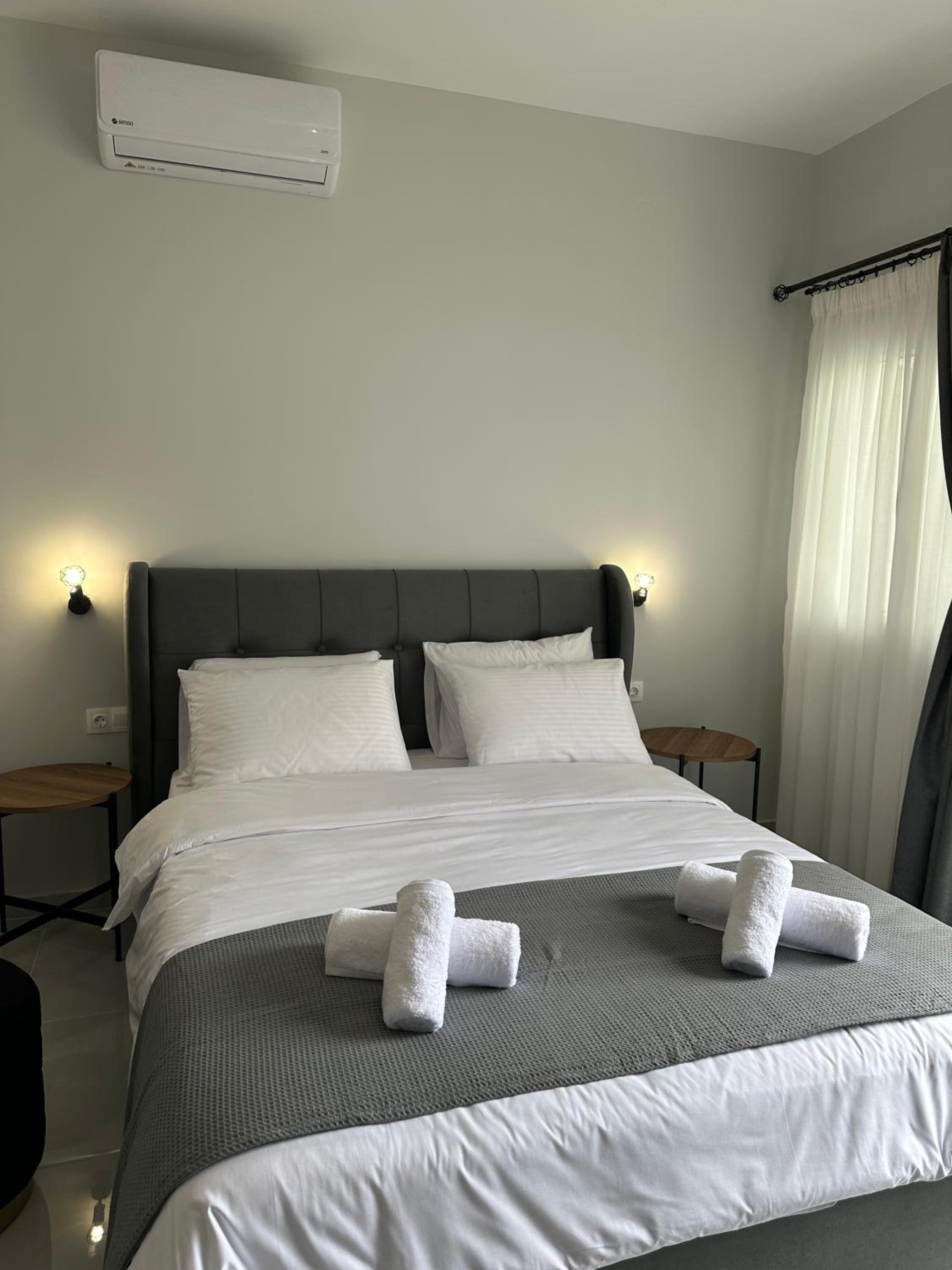 anastasia luxury apartments