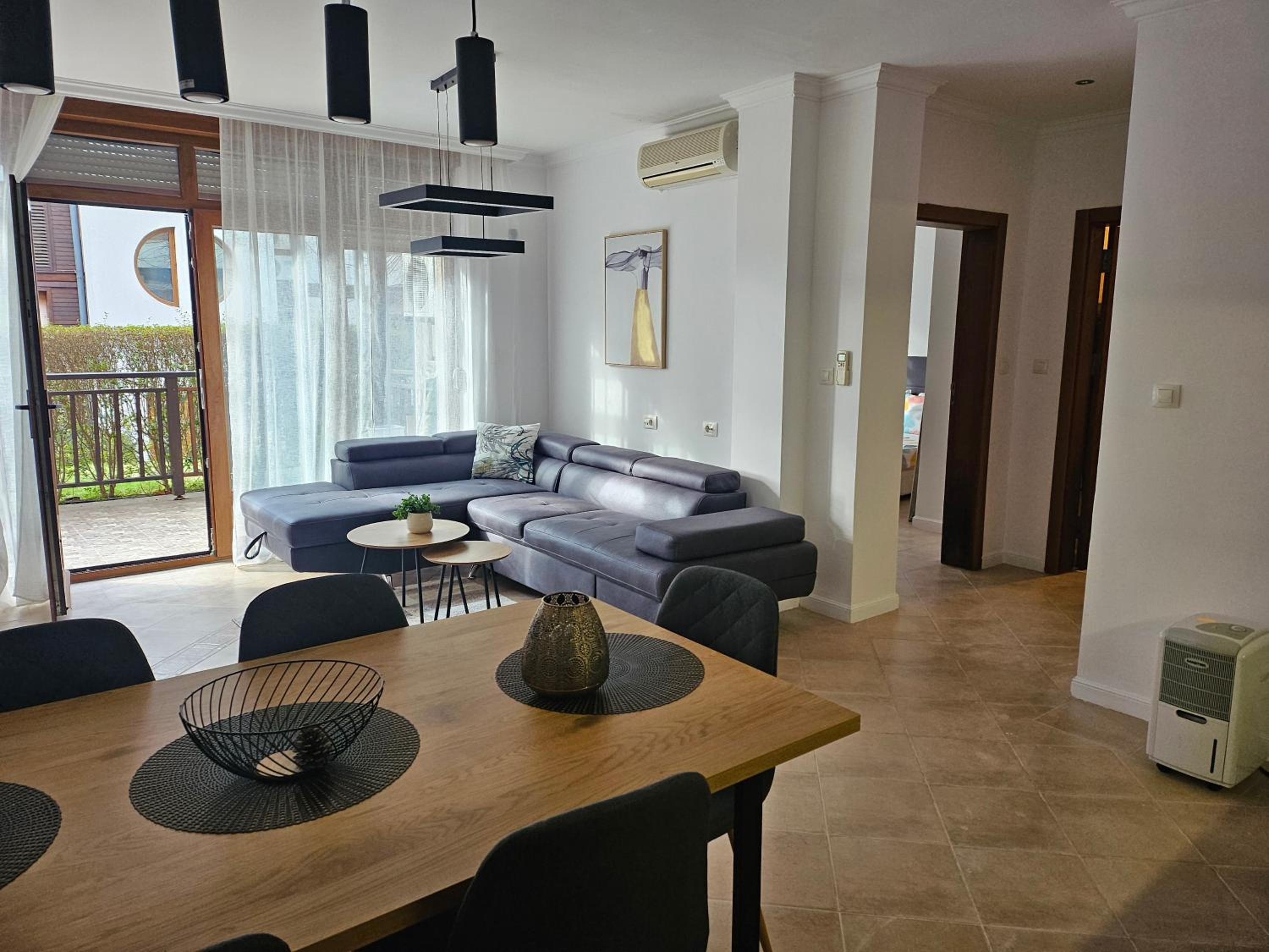 Eve Santa Marina Apartments - sea, pools, relax