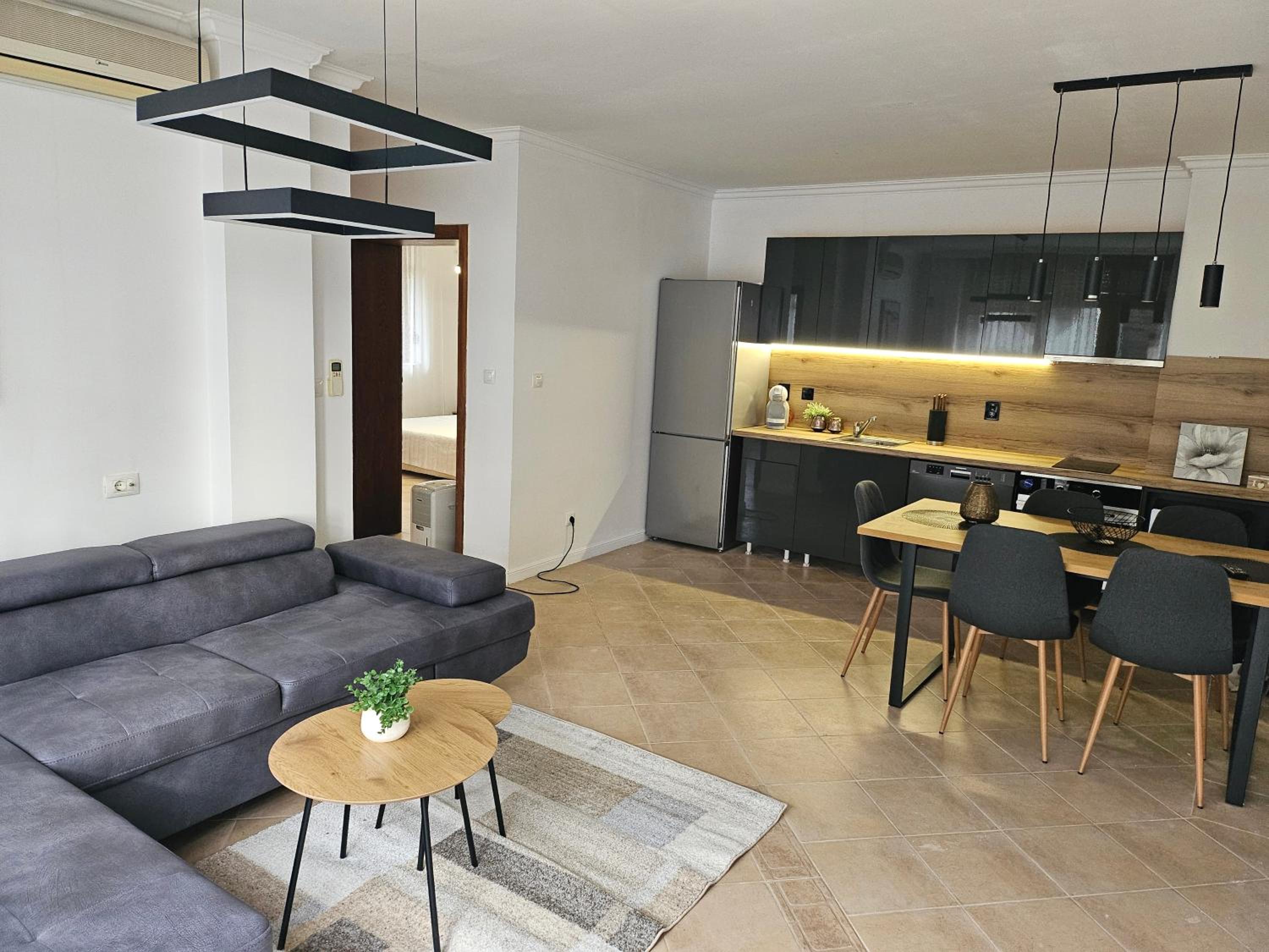 Eve Santa Marina Apartments - sea, pools, relax