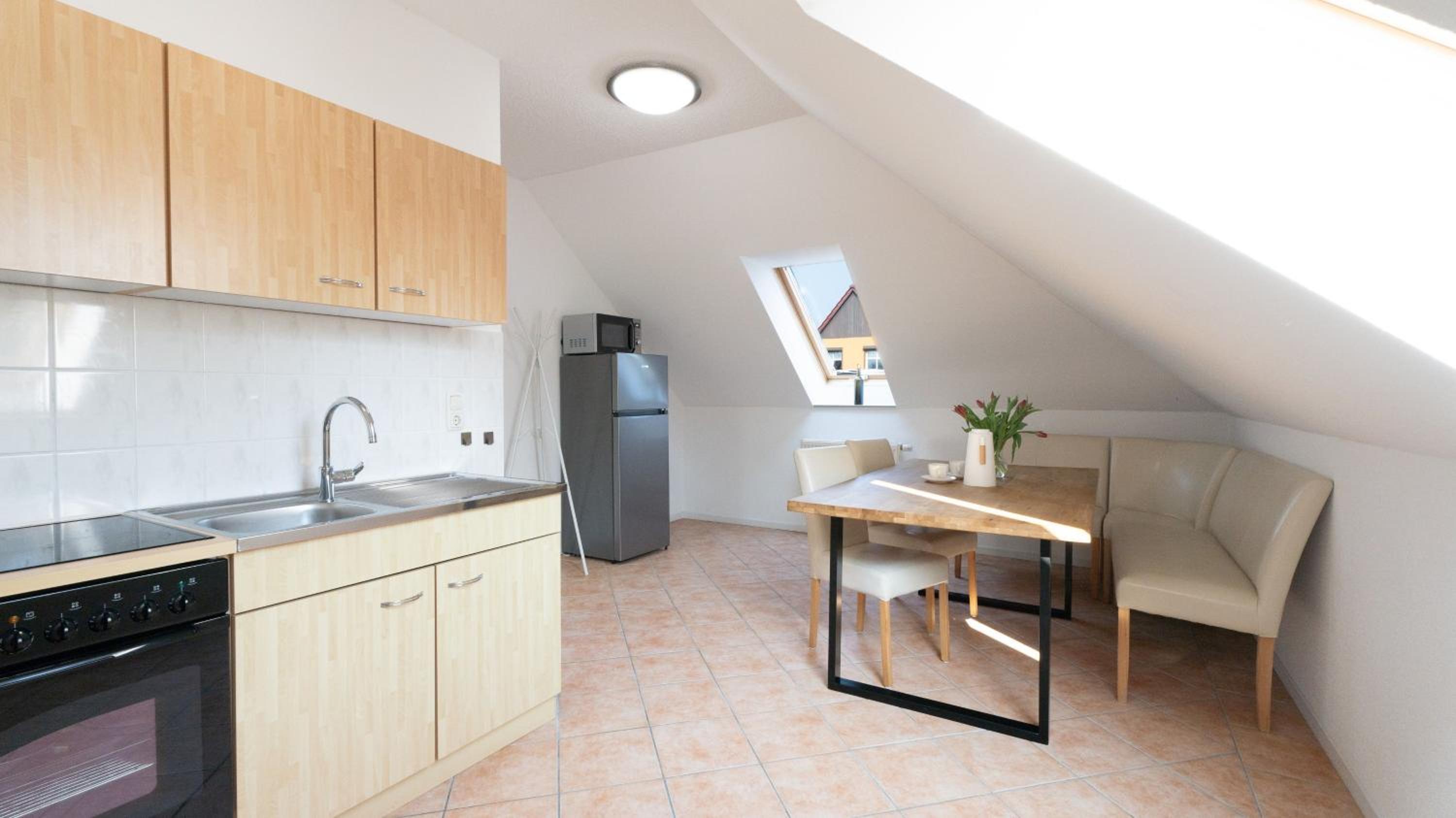 Haus 5 Elemente- Fewo Raum mit Terrasse, Bio-Kamin und 2 Schlafzimmer