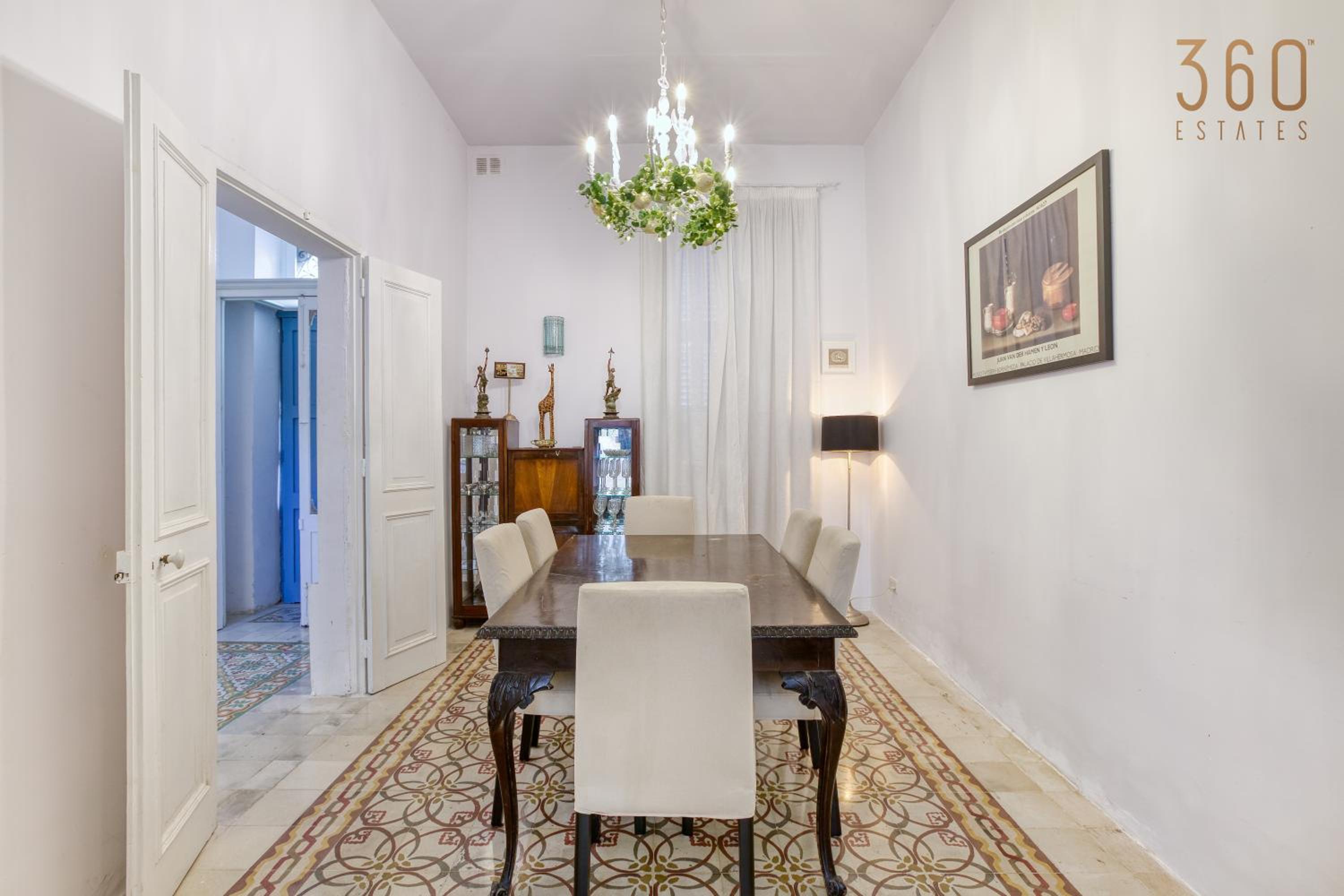 Stylish 3BR townhouse with Private Terrace & BBQ by 360 Estates photo 5