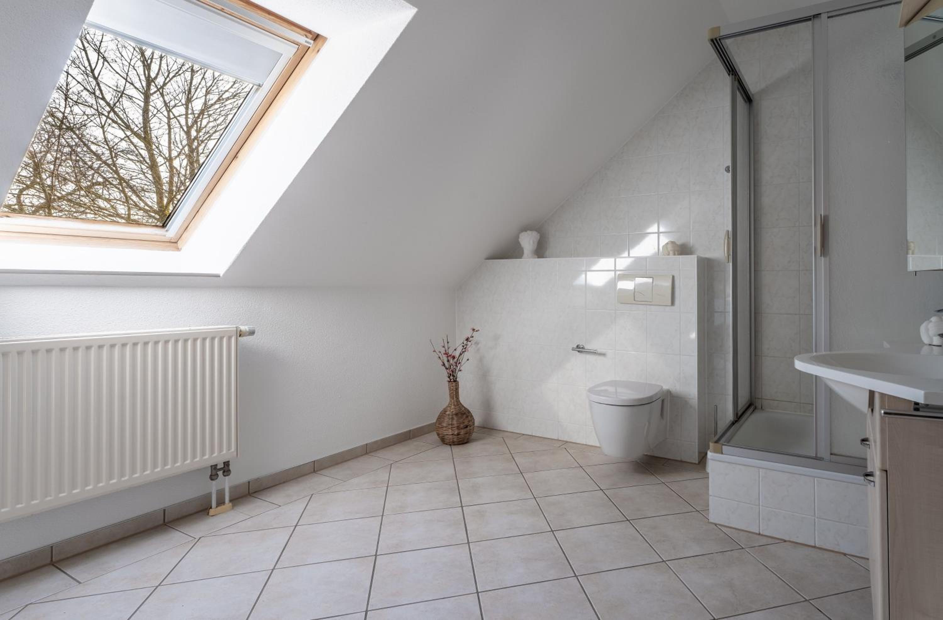 Haus 5 Elemente- Fewo Raum mit Terrasse, Bio-Kamin und 2 Schlafzimmer