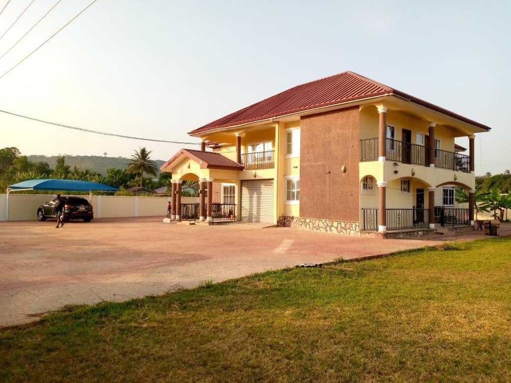 SANAMOND VILLA