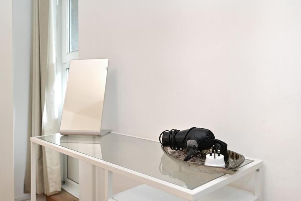 Regents Park- UCL, Apartment with Balcony