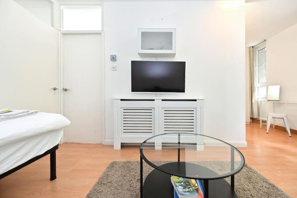 Regents Park- UCL, Apartment with Balcony