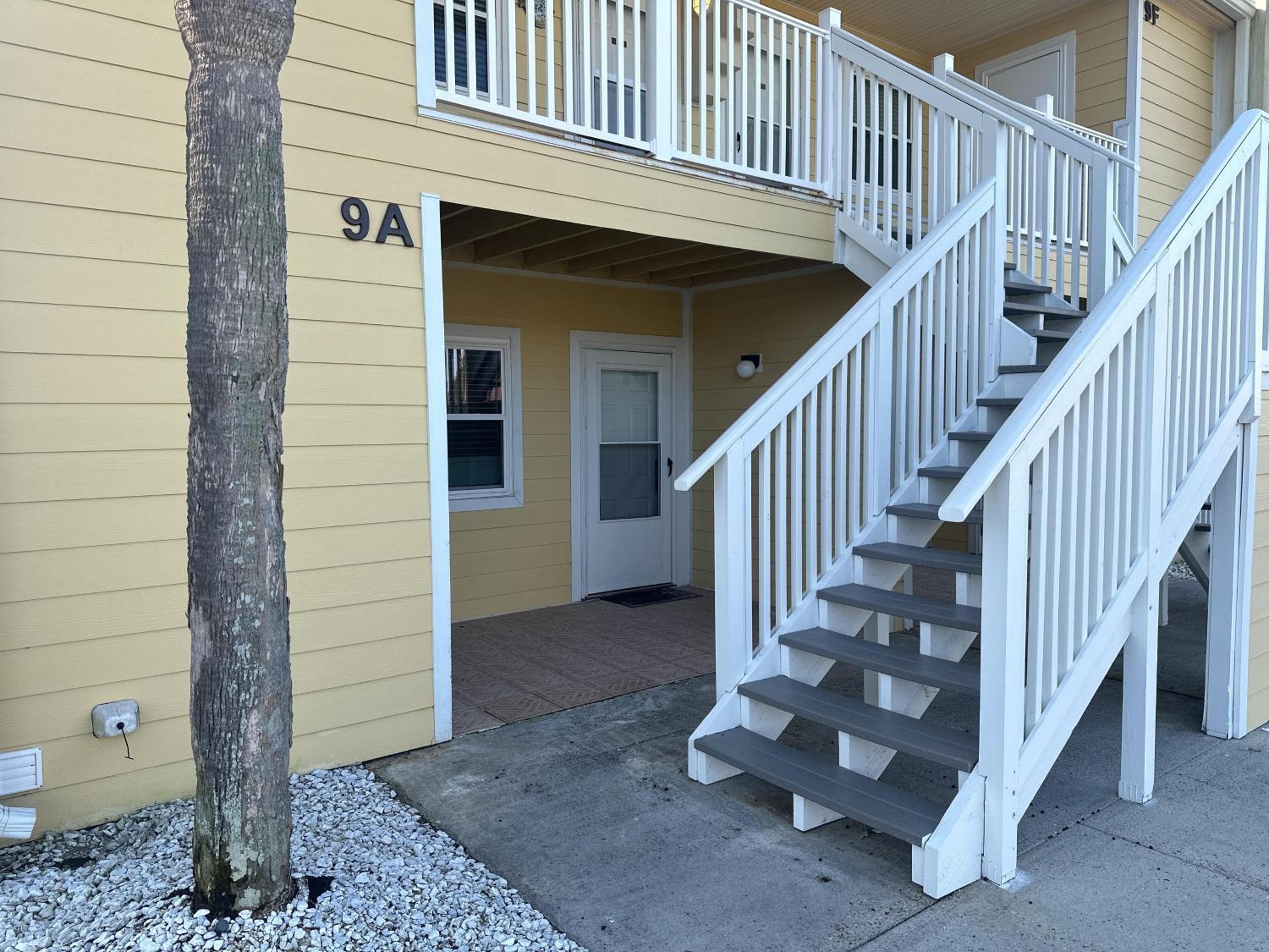 Hotel 9 A, One Bedroom Condo - Image 1