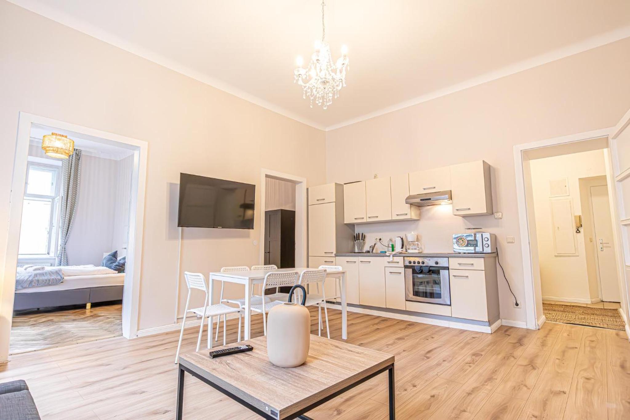 Spacious 2BR Apartment with Living Room in Central Vienna