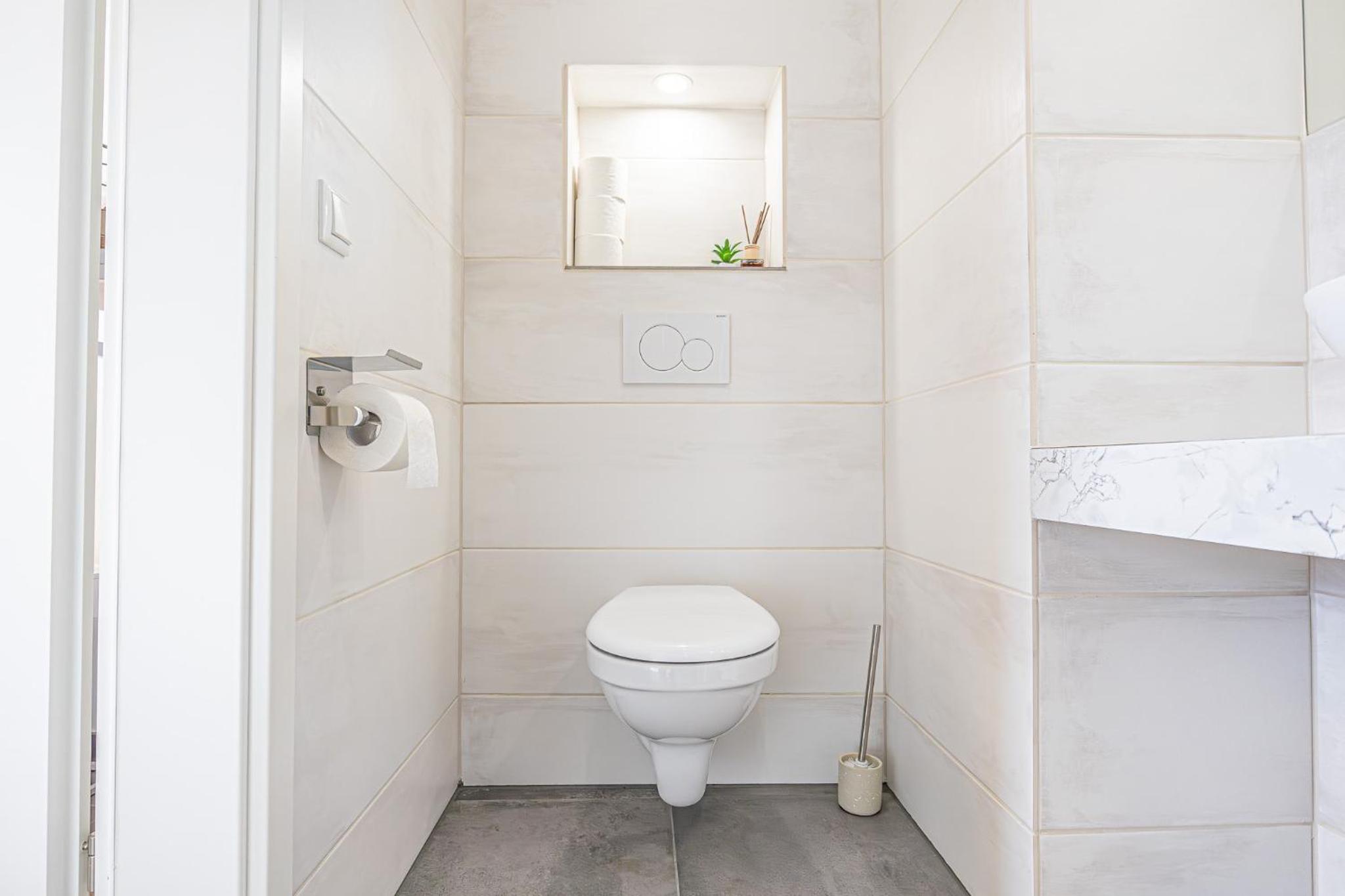 Krems Bahnhof Deluxe Rooms - near Danube River