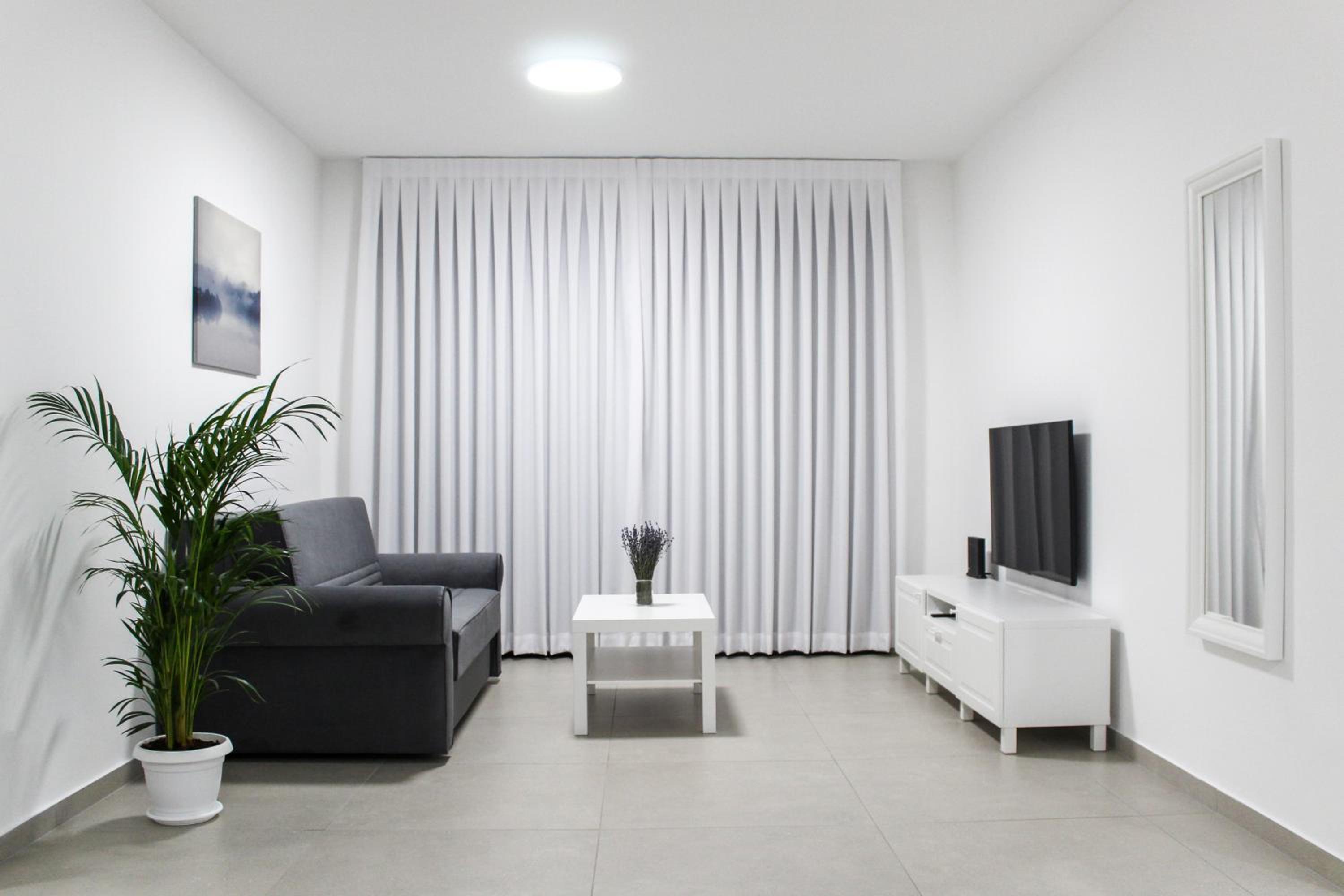 Luxury Family Apartment #44 By Hashdera Eilat view 3